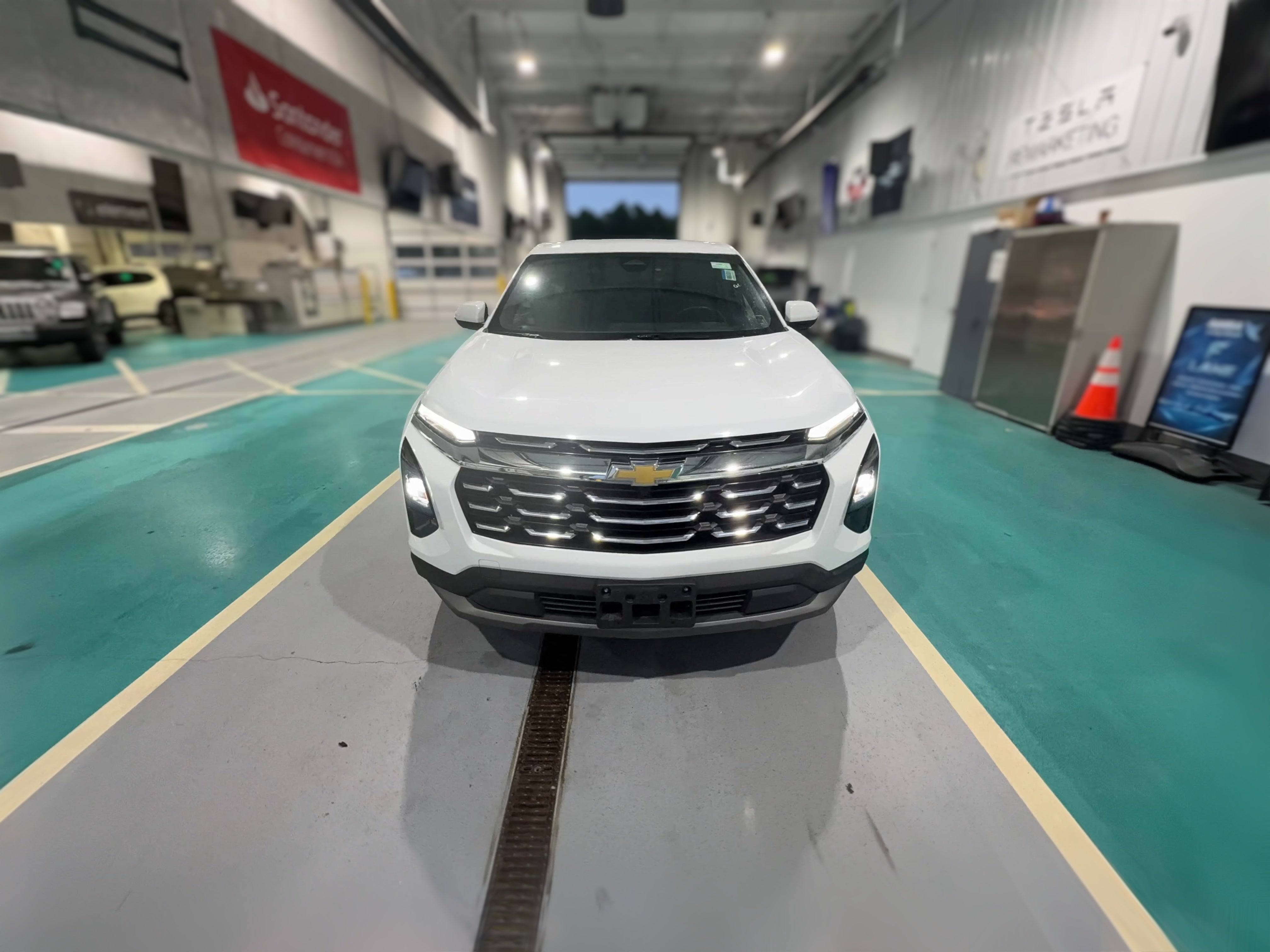 2025 Chevrolet Equinox LT - Photo 26