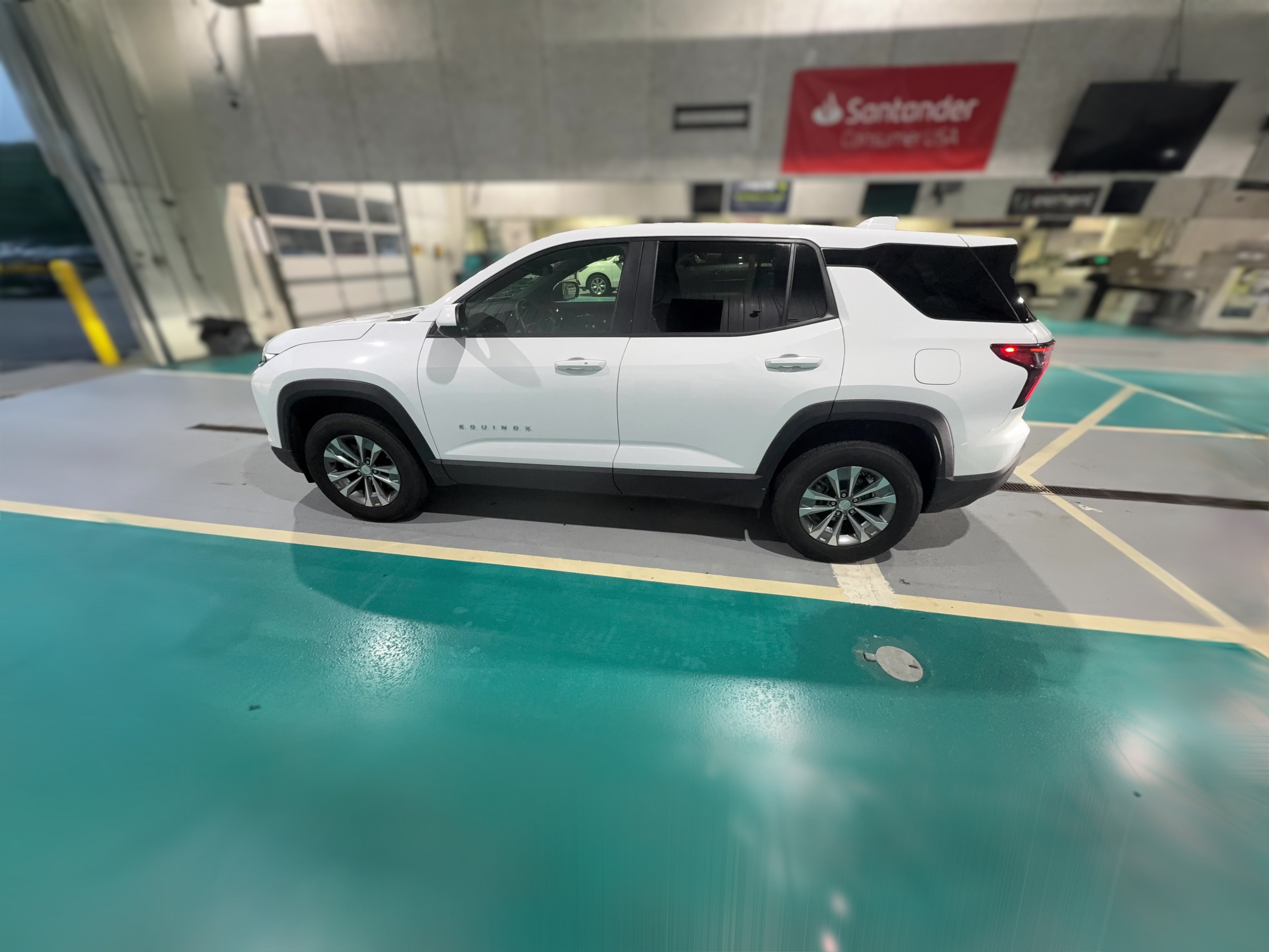2025 Chevrolet Equinox LT - Photo 30