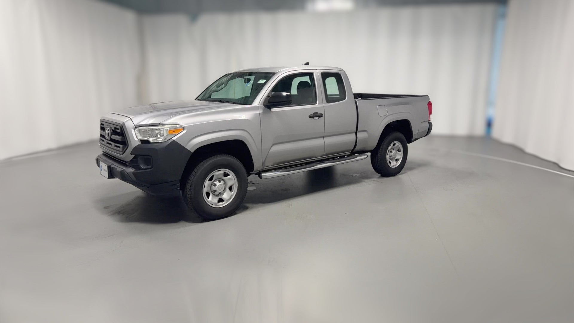 2017 Toyota Tacoma Access Cab vehicle photo