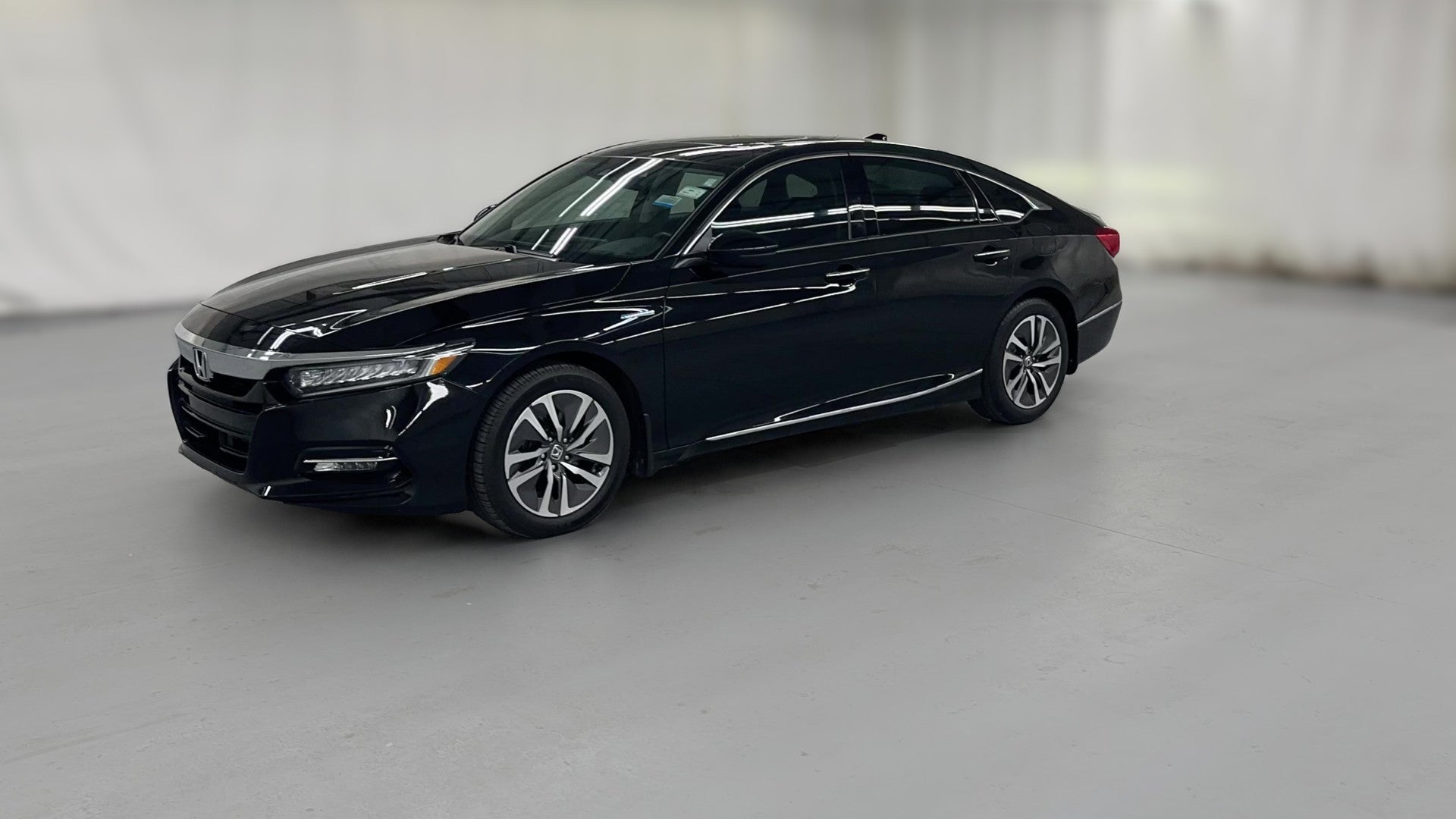 2019 Honda Accord Hybrid vehicle photo