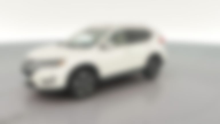 2017 Nissan Rogue vehicle photo