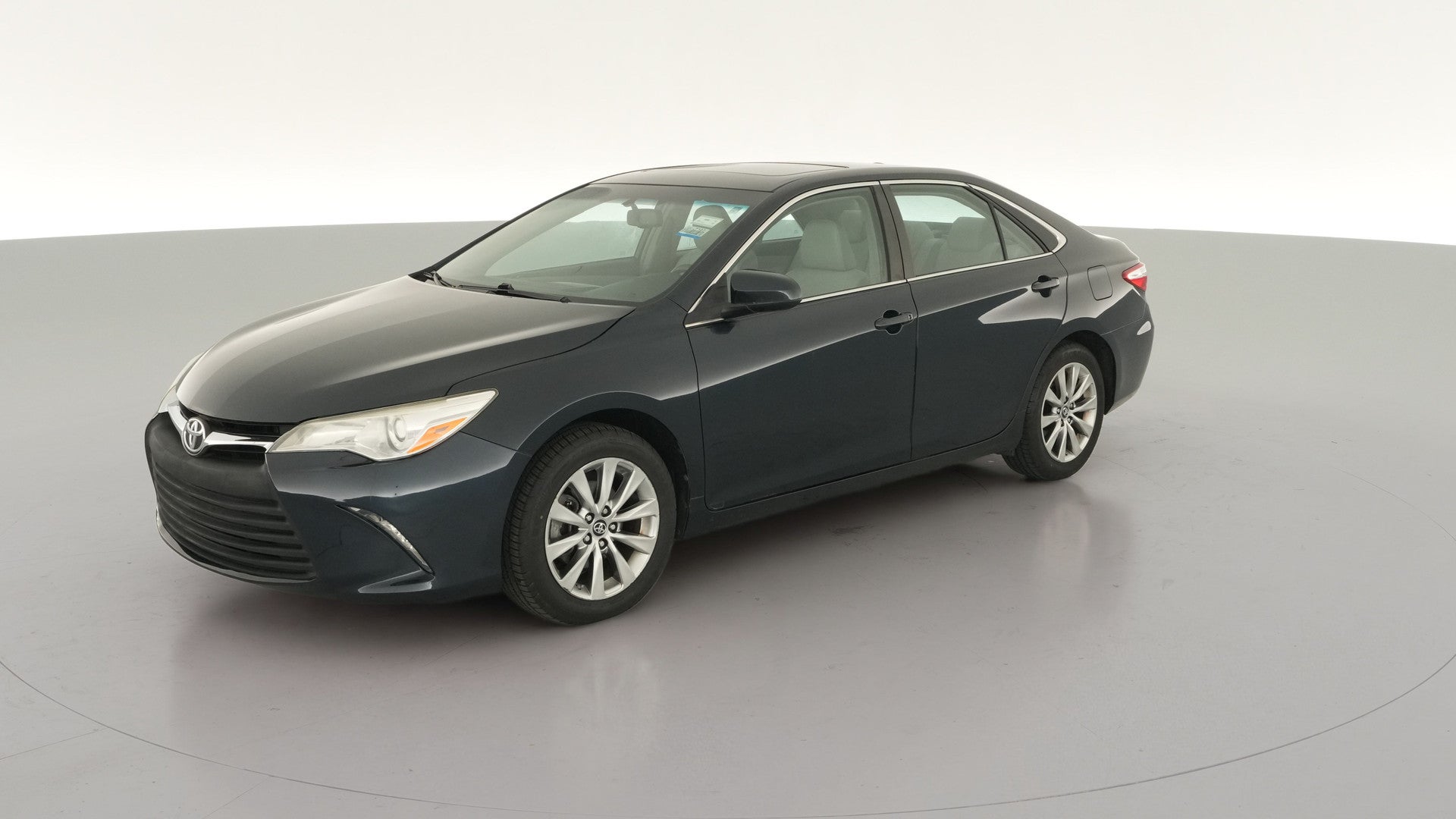 2017 Toyota Camry vehicle photo