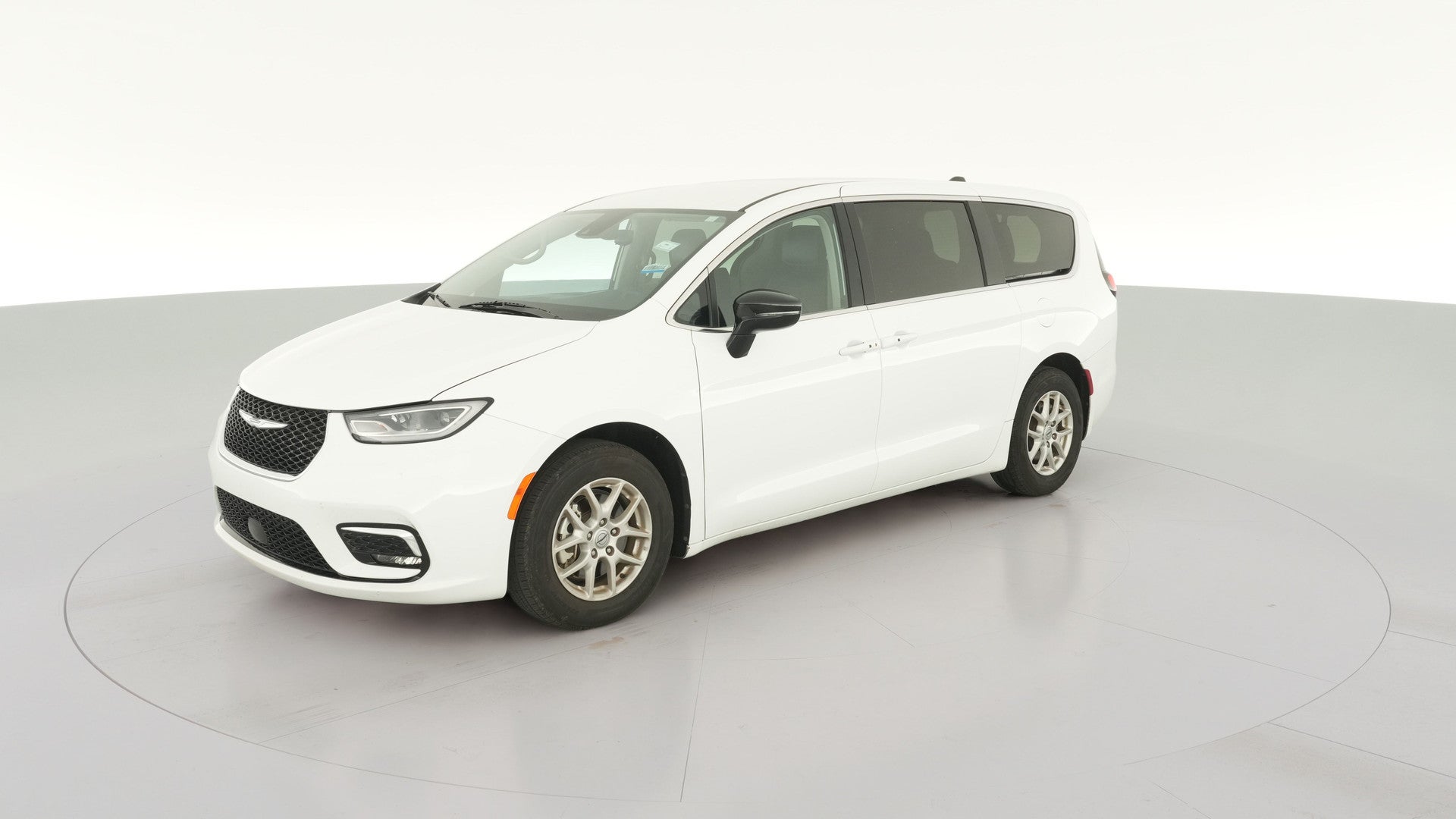 2024 Chrysler Pacifica vehicle photo