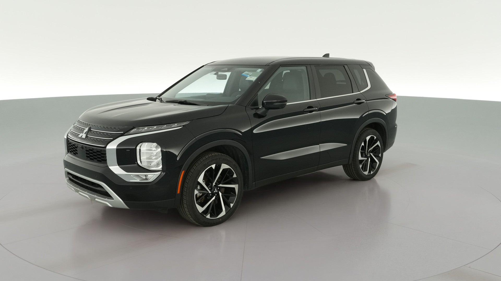 2024 Mitsubishi Outlander vehicle photo