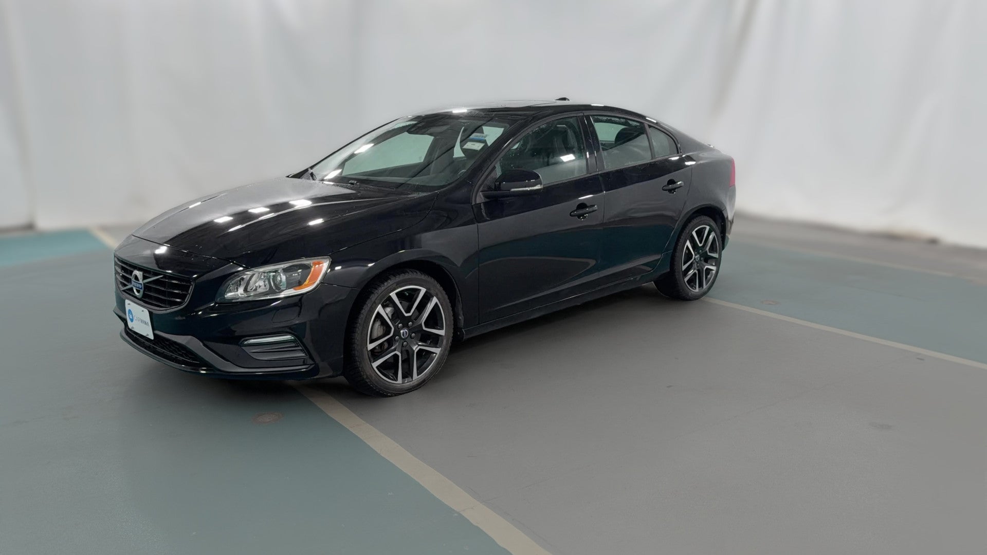 2017 Volvo S60 vehicle photo