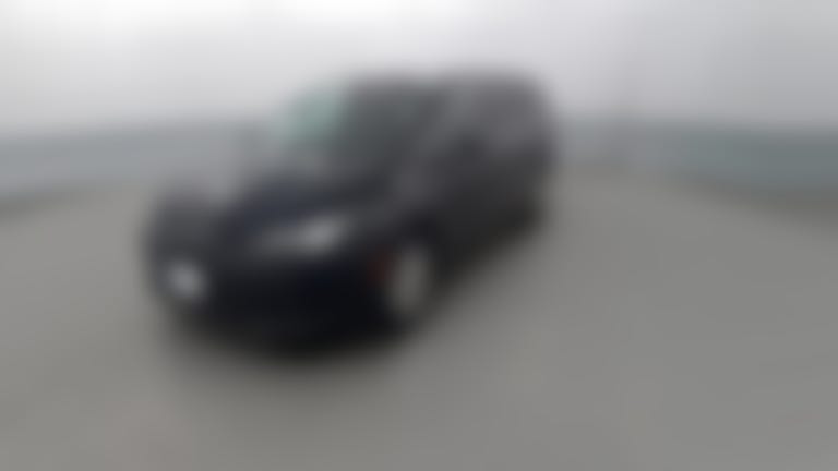 2025 Chrysler Voyager vehicle photo