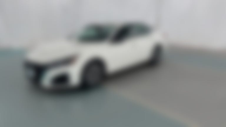 2025 Nissan Altima vehicle photo