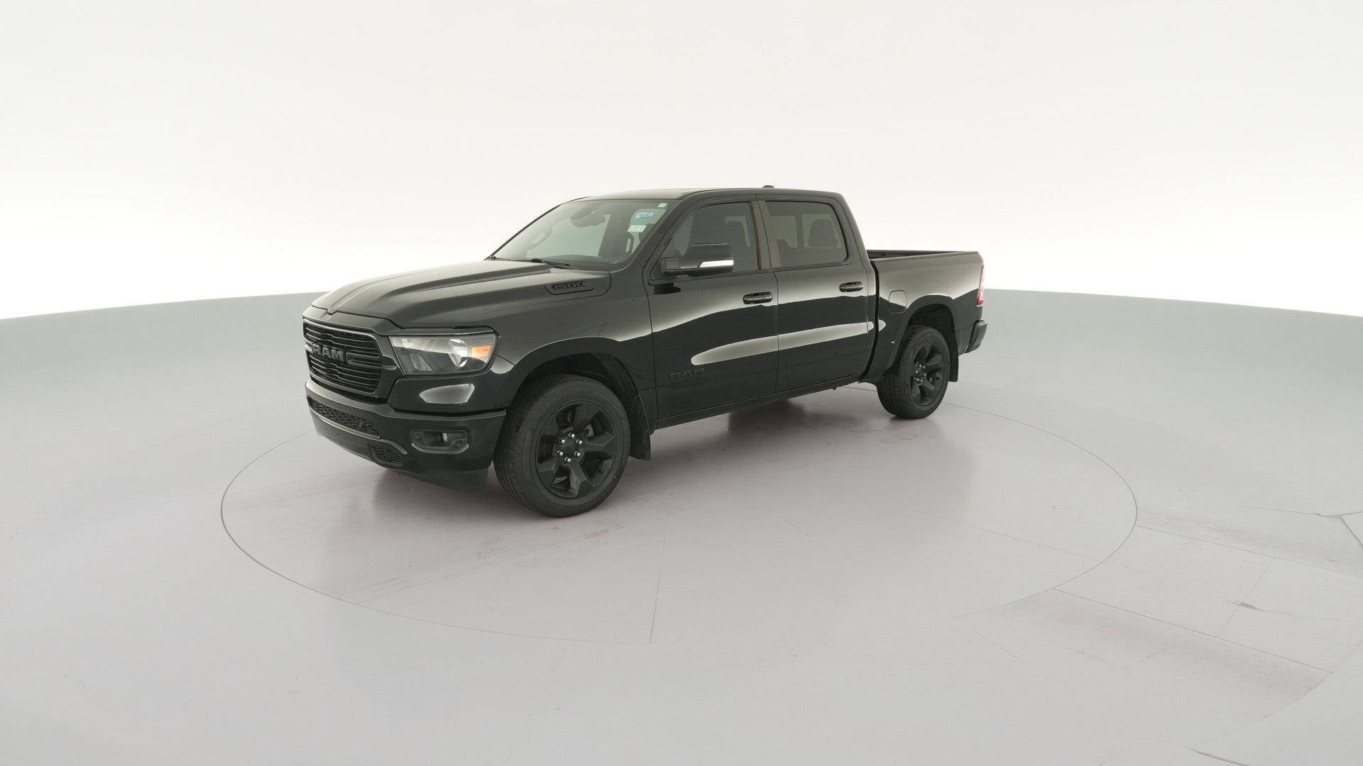 2019 Ram 1500 Crew Cab vehicle photo