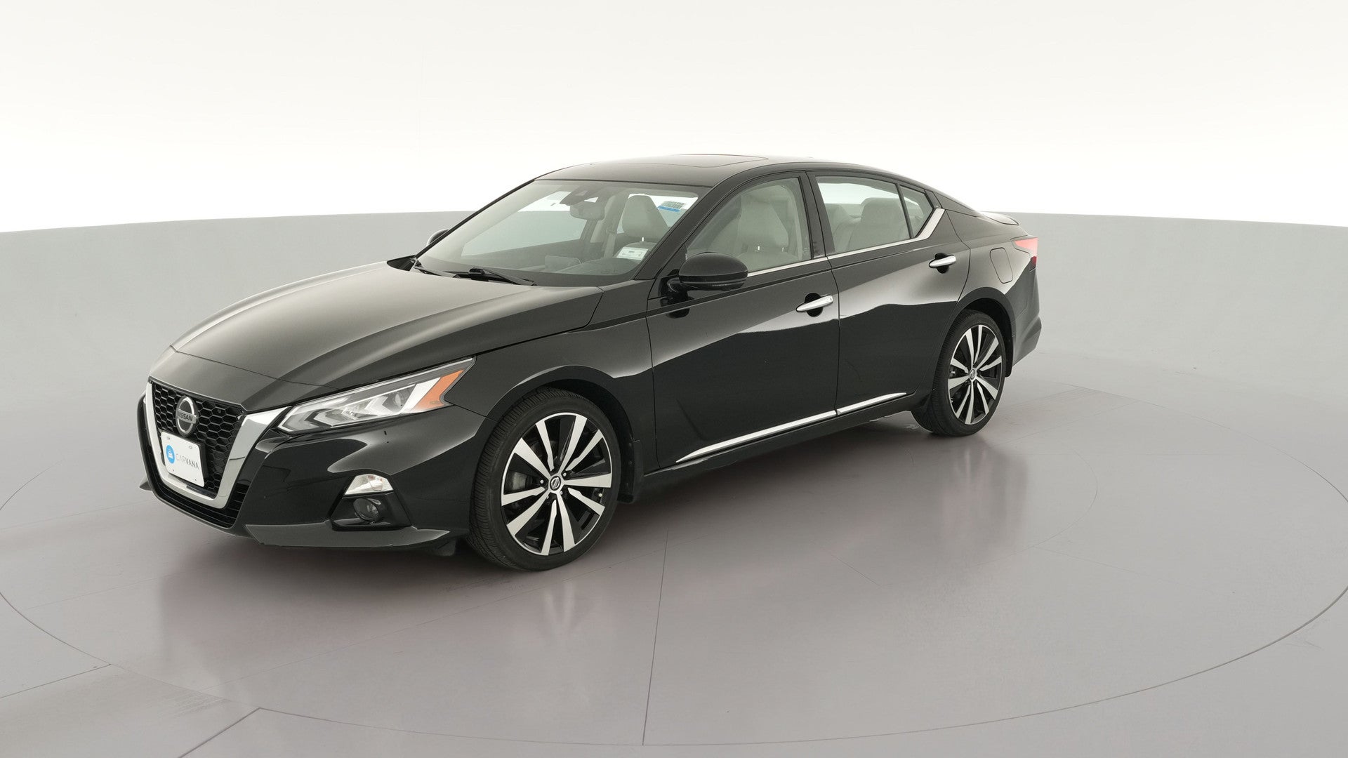 2019 Nissan Altima vehicle photo