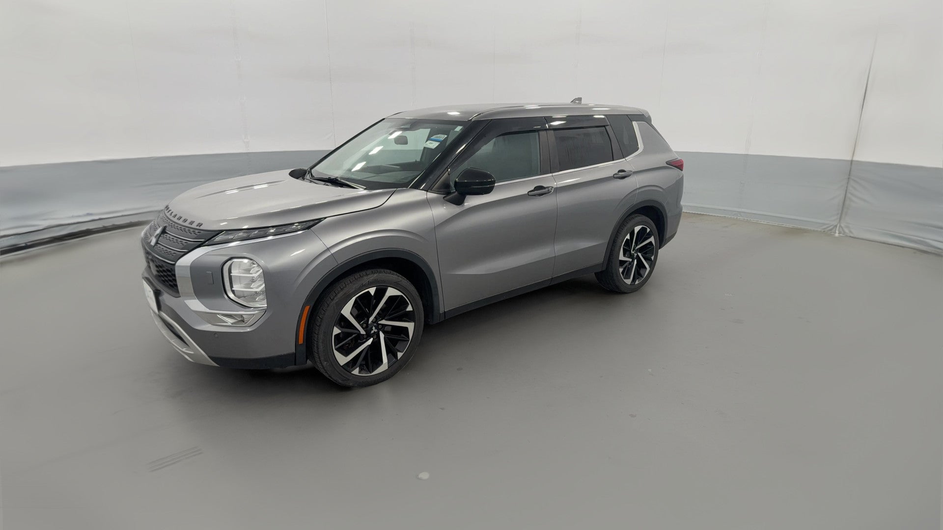 2022 Mitsubishi Outlander vehicle photo