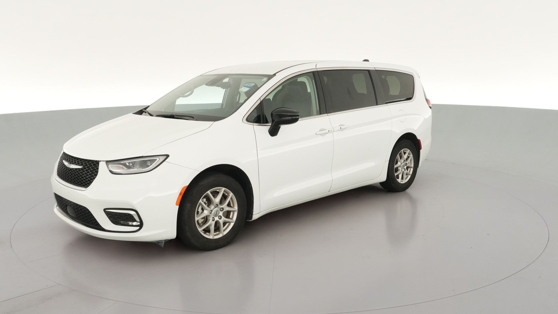 2024 Chrysler Pacifica vehicle photo