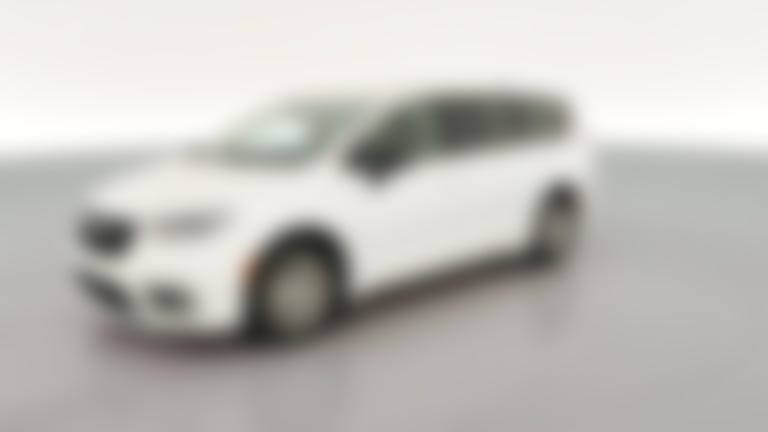 2024 Chrysler Pacifica vehicle photo