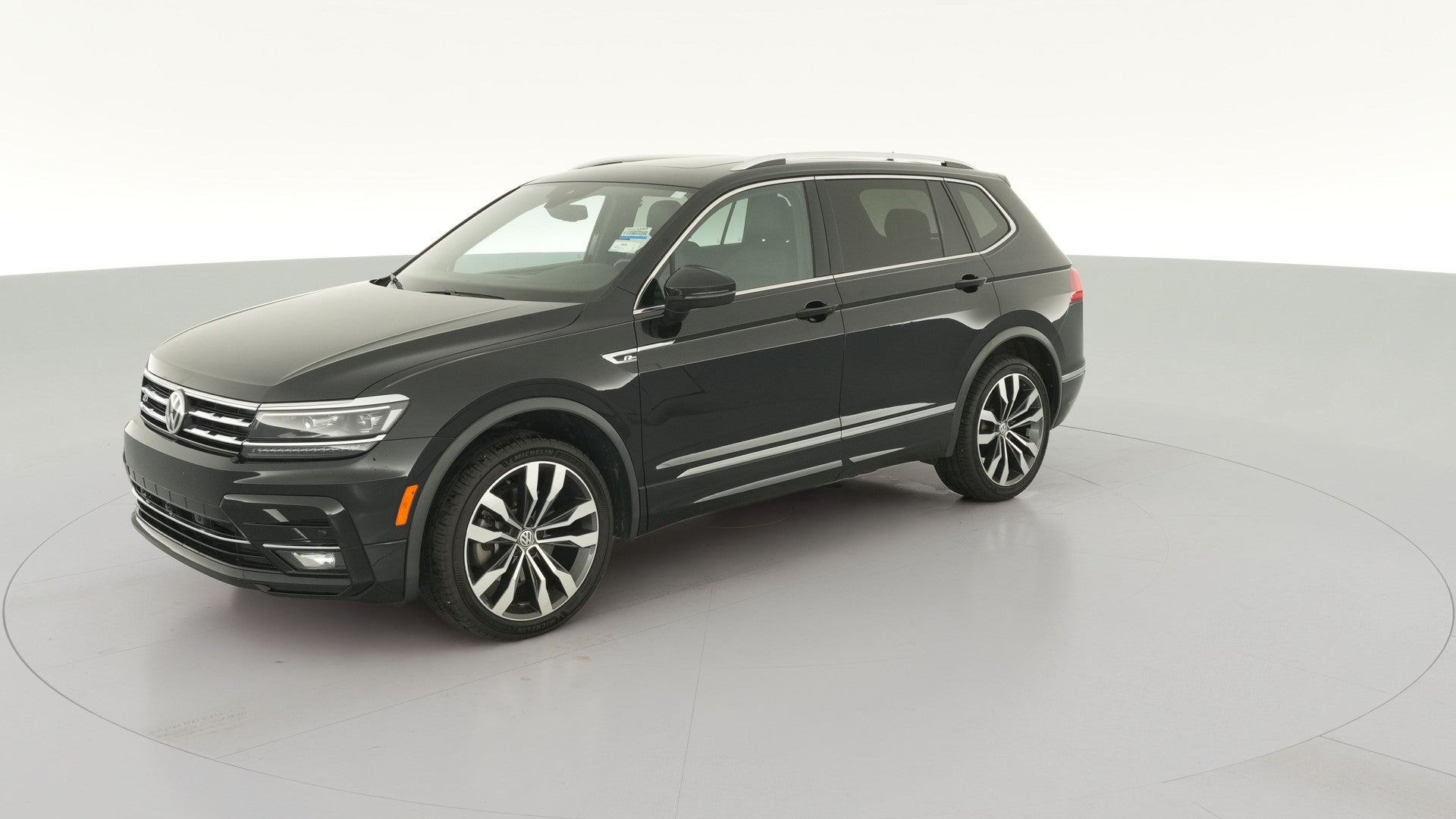2020 Volkswagen Tiguan vehicle photo