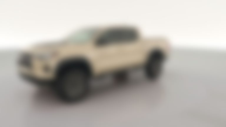 2024 Chevrolet Colorado Crew Cab vehicle photo