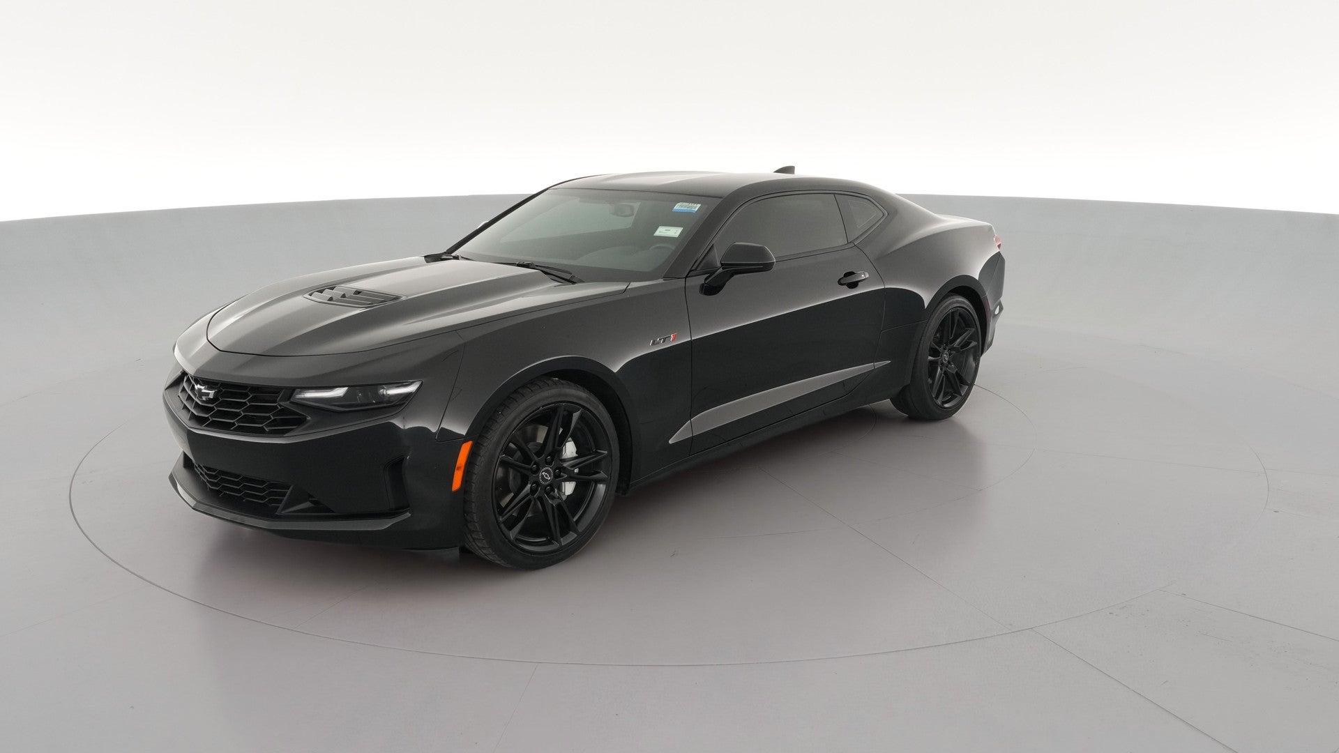 2022 Chevrolet Camaro vehicle photo