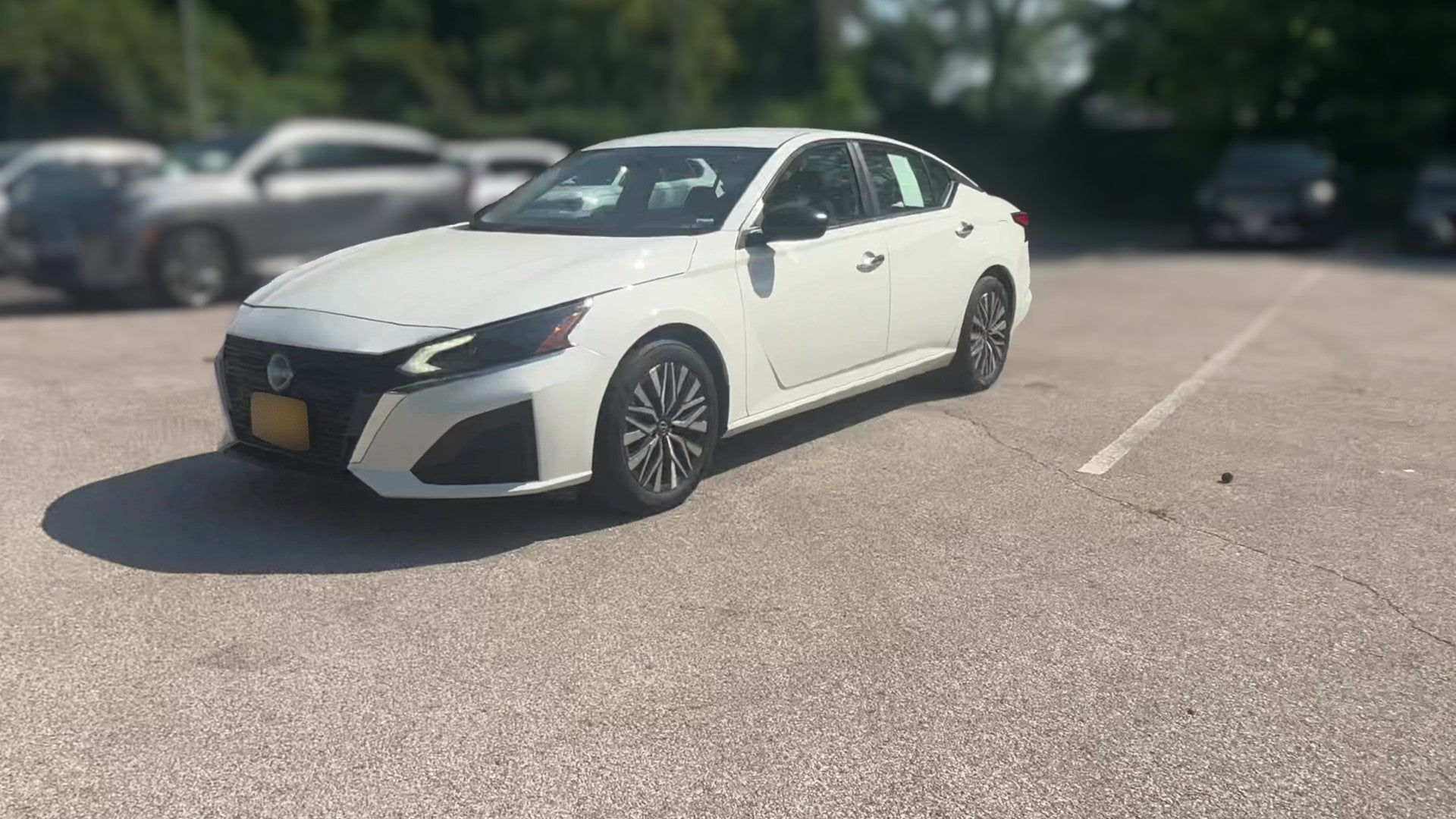 2025 Nissan Altima vehicle photo