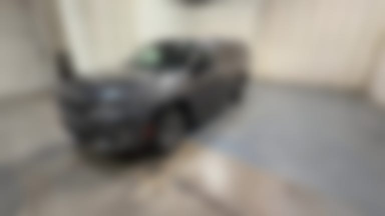 2023 Jeep Wagoneer L vehicle photo