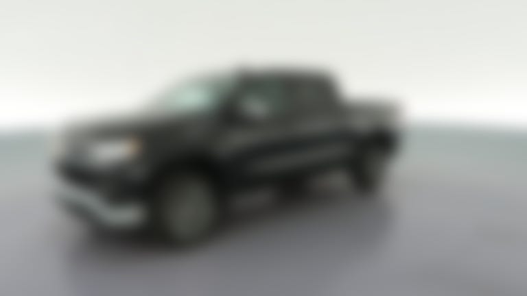 2025 Chevrolet Silverado 1500 Crew Cab vehicle photo