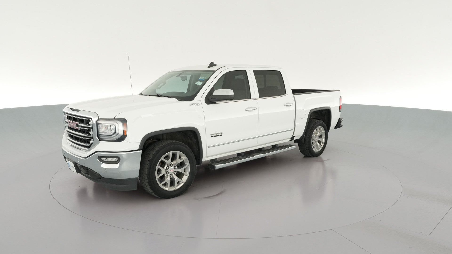 2018 GMC Sierra 1500 Crew Cab vehicle photo