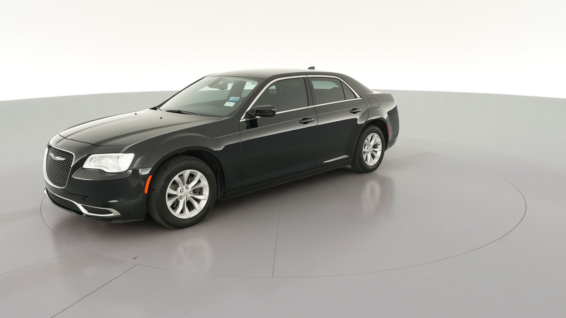 2019 Chrysler 300 vehicle photo