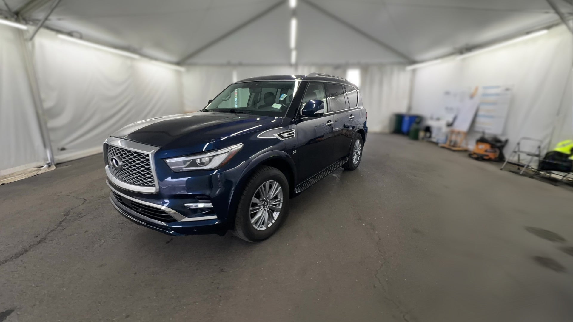 2019 INFINITI QX80 vehicle photo