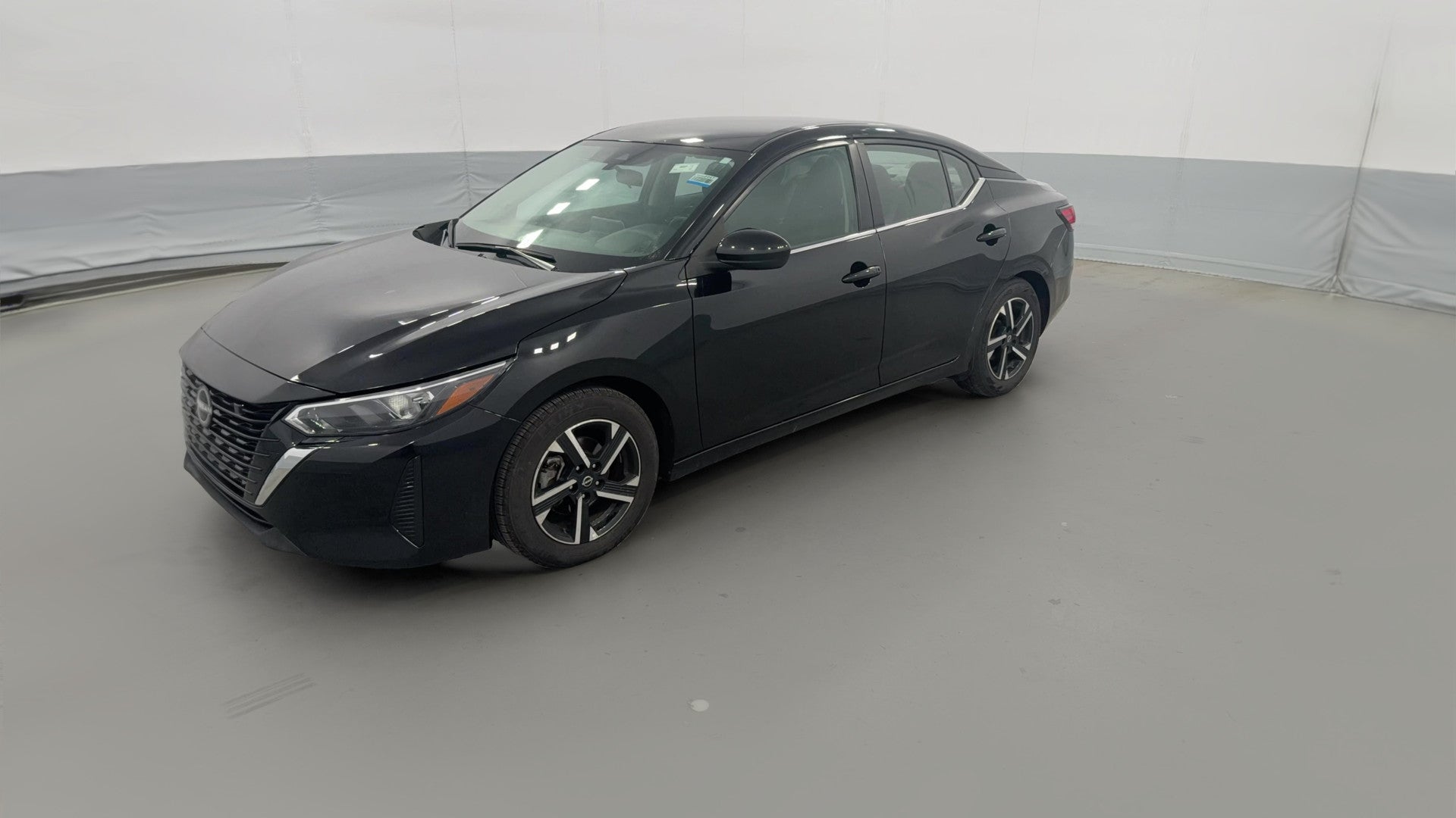 2025 Nissan Sentra vehicle photo