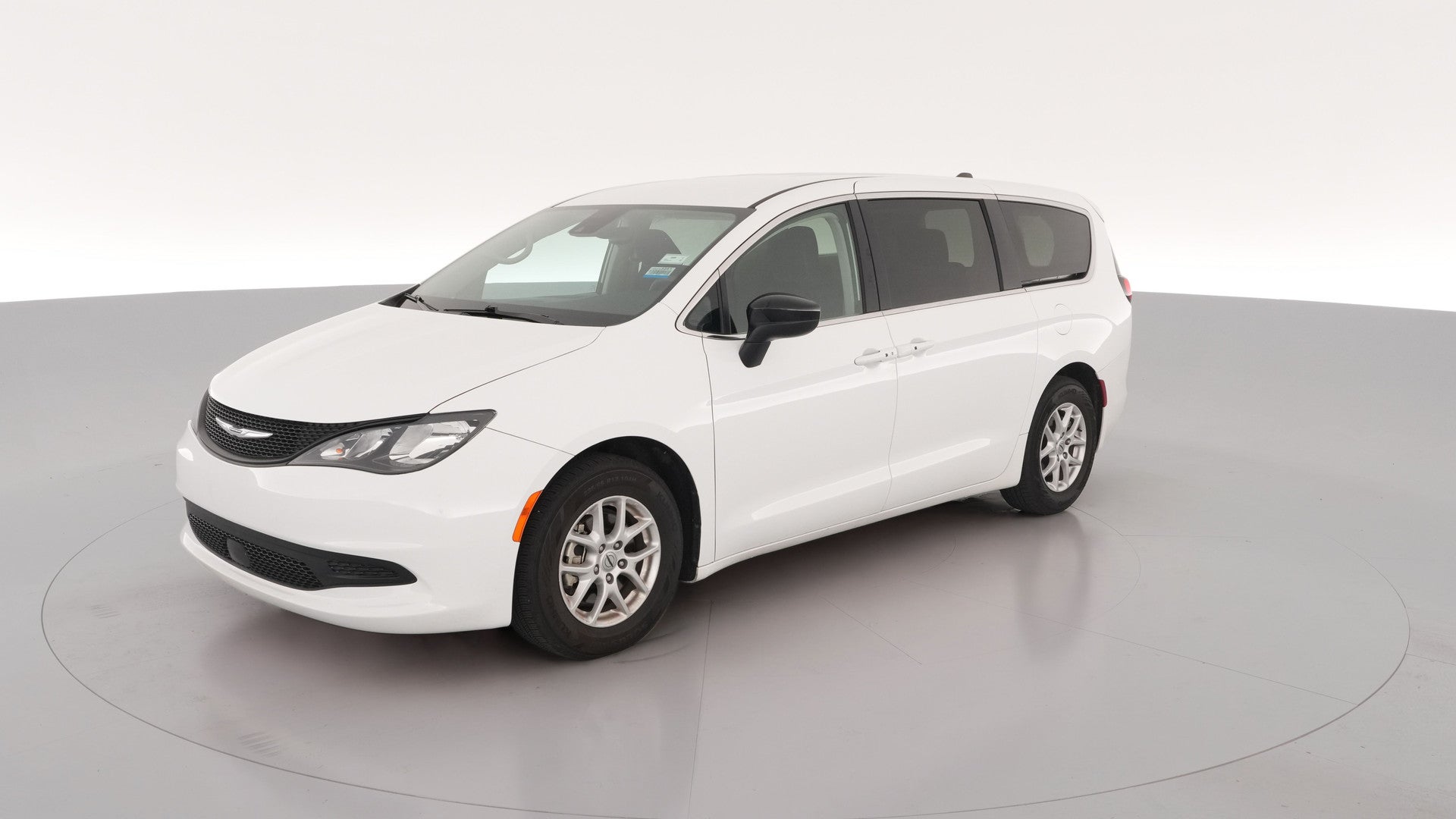 2024 Chrysler Voyager vehicle photo