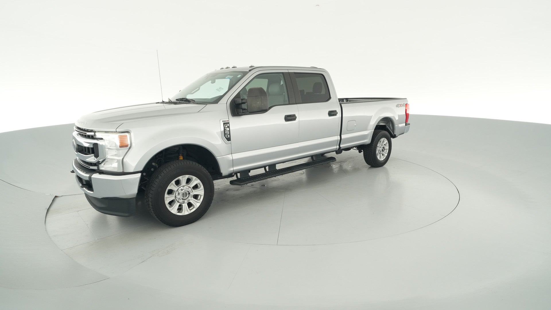 2021 Ford F350 Super Duty Crew Cab vehicle photo