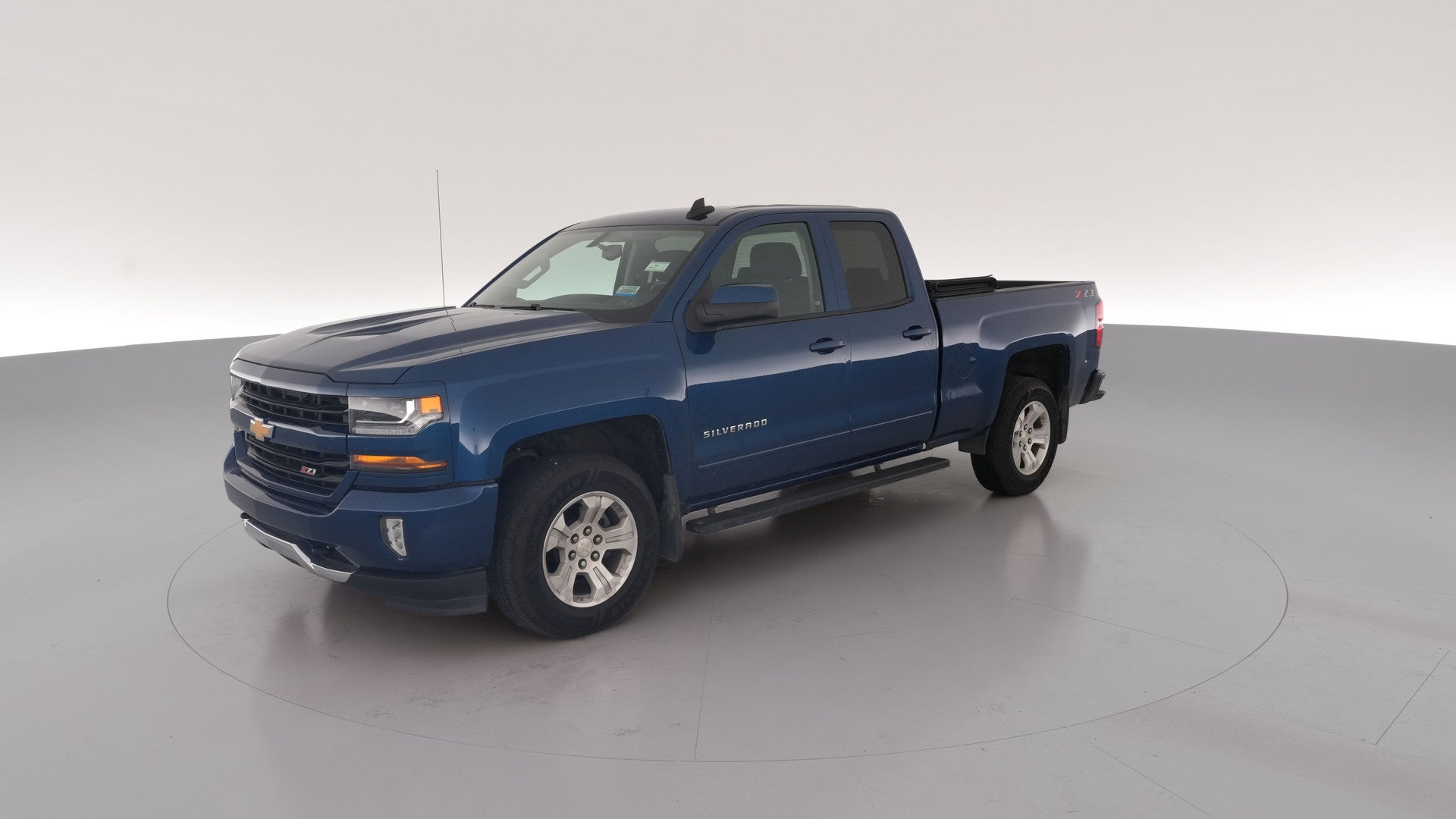 2019 Chevrolet Silverado 1500 LD Double Cab vehicle photo
