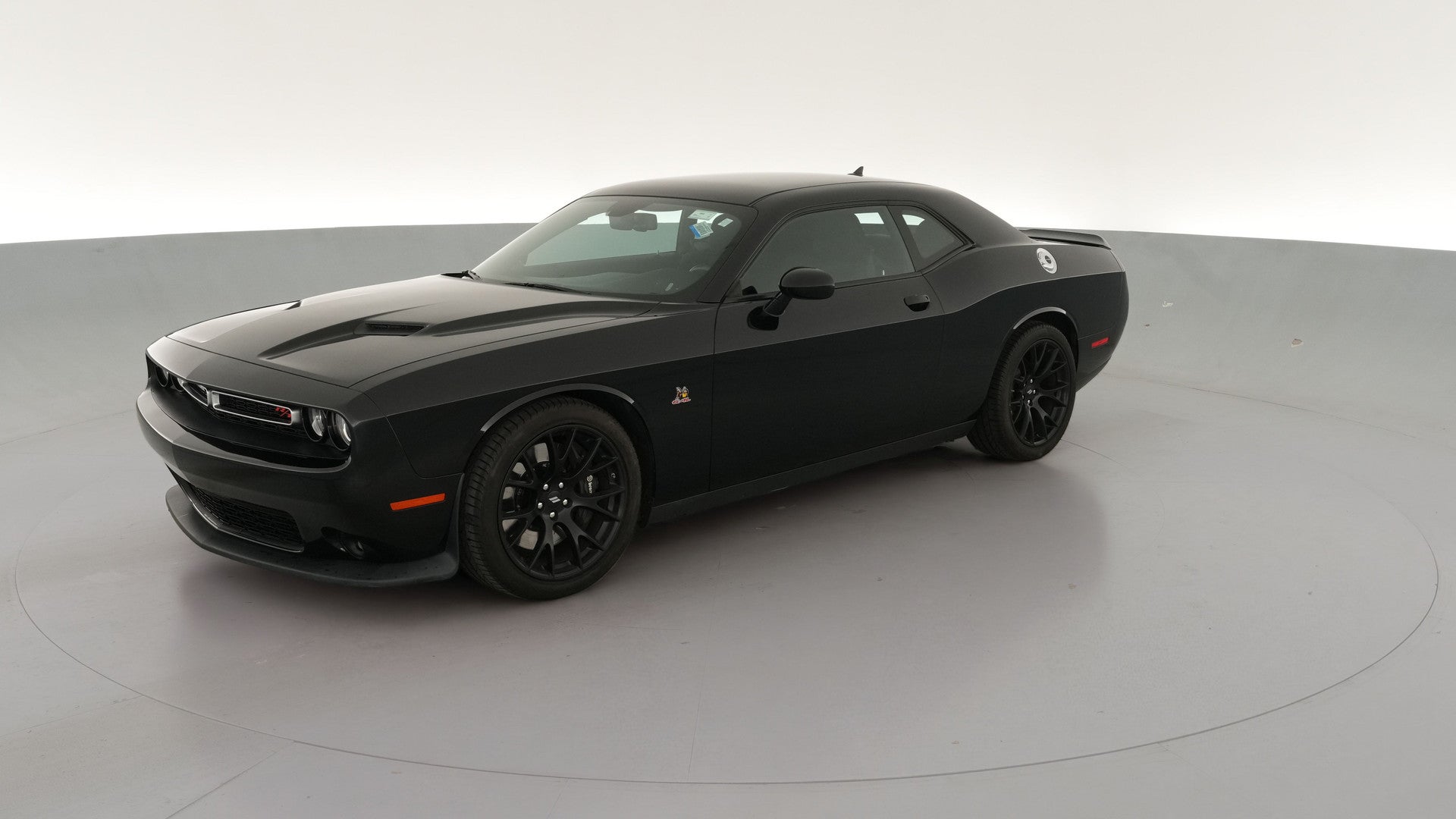 2018 Dodge Challenger vehicle photo