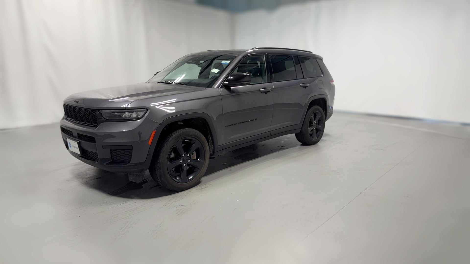 2023 Jeep Grand Cherokee L vehicle photo