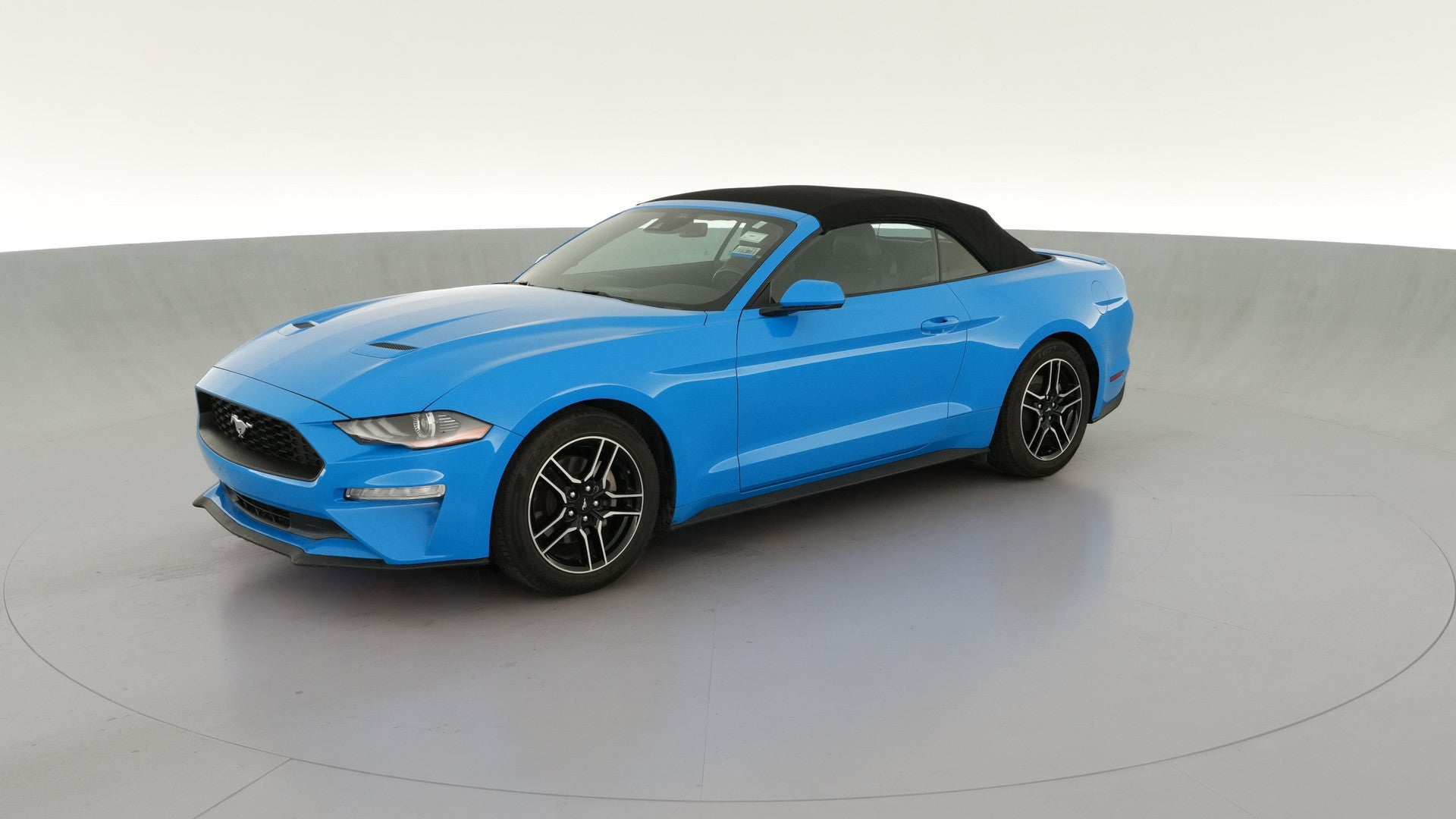 2022 Ford Mustang vehicle photo