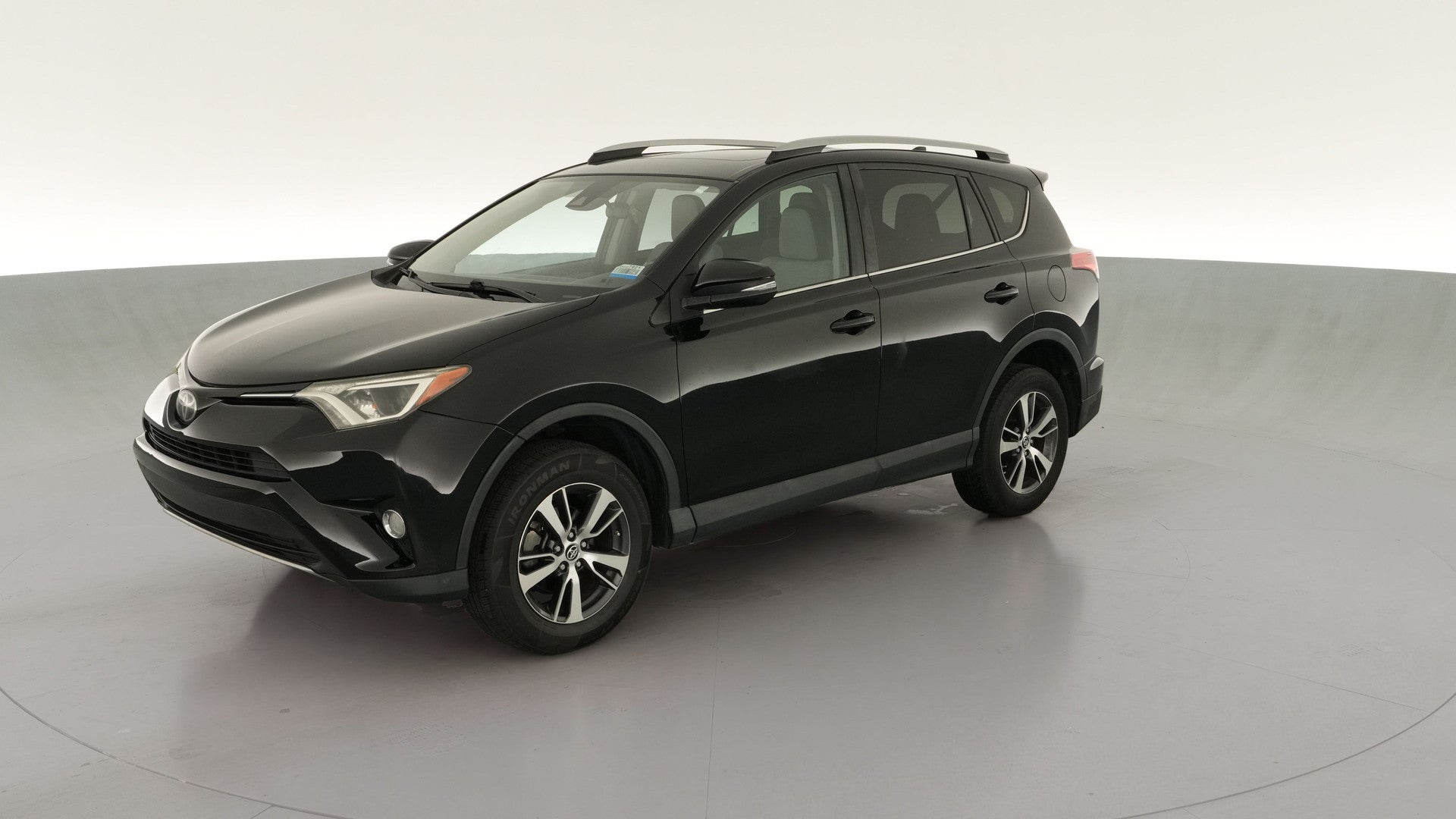 2018 Toyota RAV4 vehicle photo
