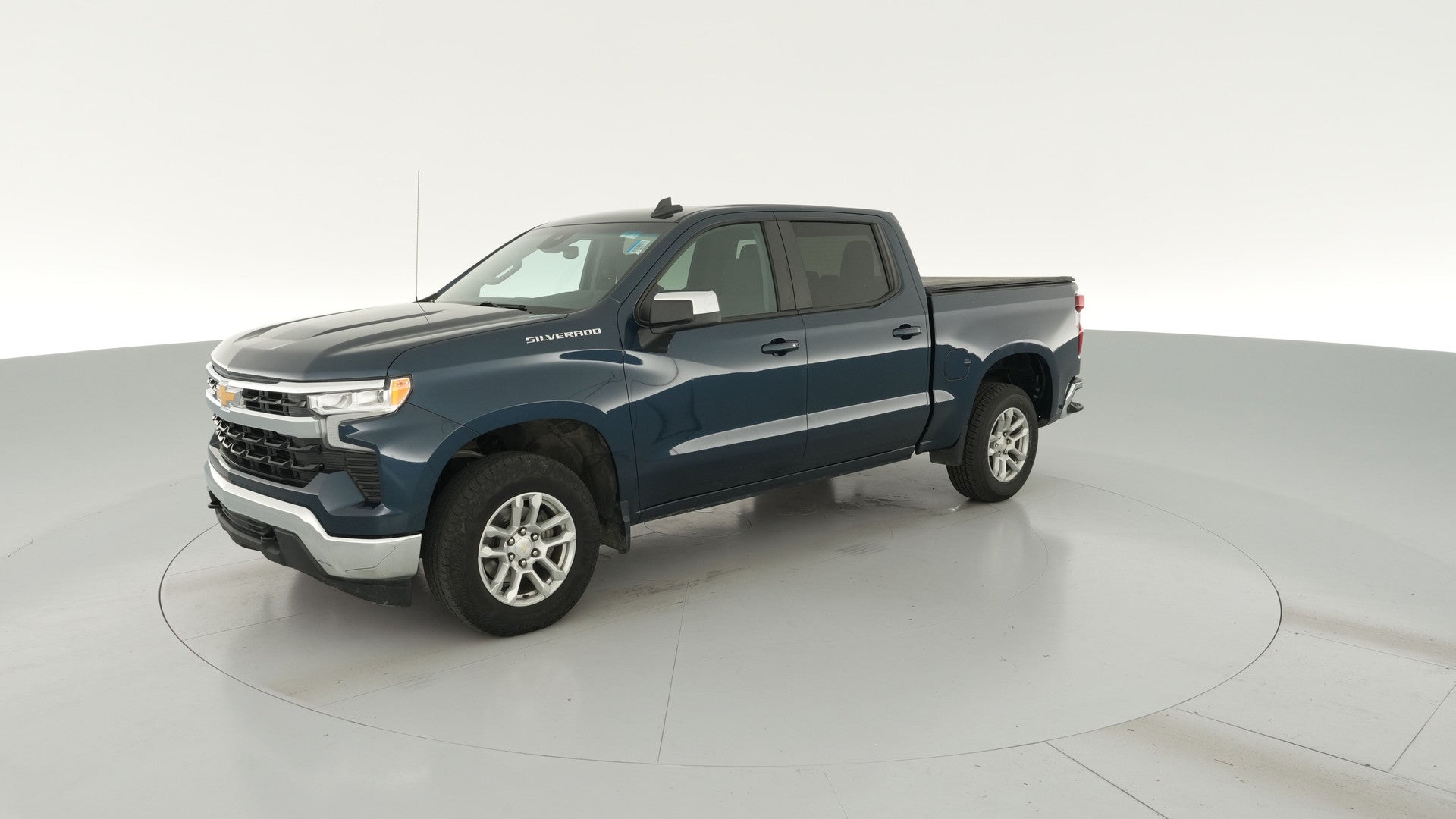 2023 Chevrolet Silverado 1500 Crew Cab vehicle photo