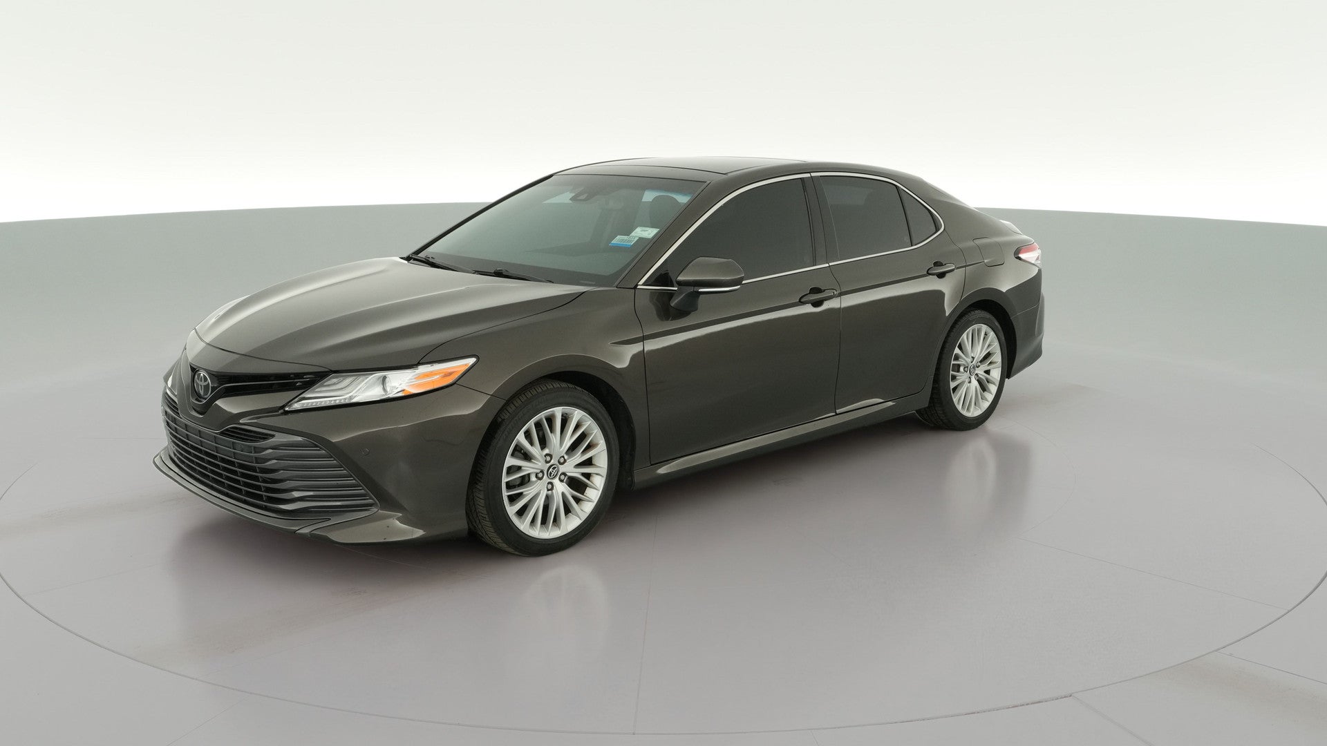 2018 Toyota Camry vehicle photo