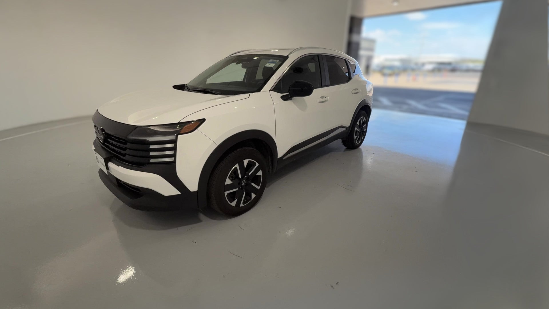 2026 Nissan Kicks vehicle photo