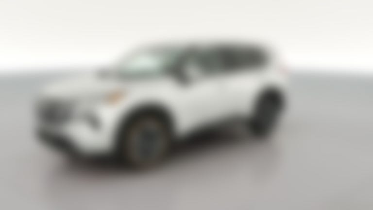 2025 Nissan Rogue vehicle photo