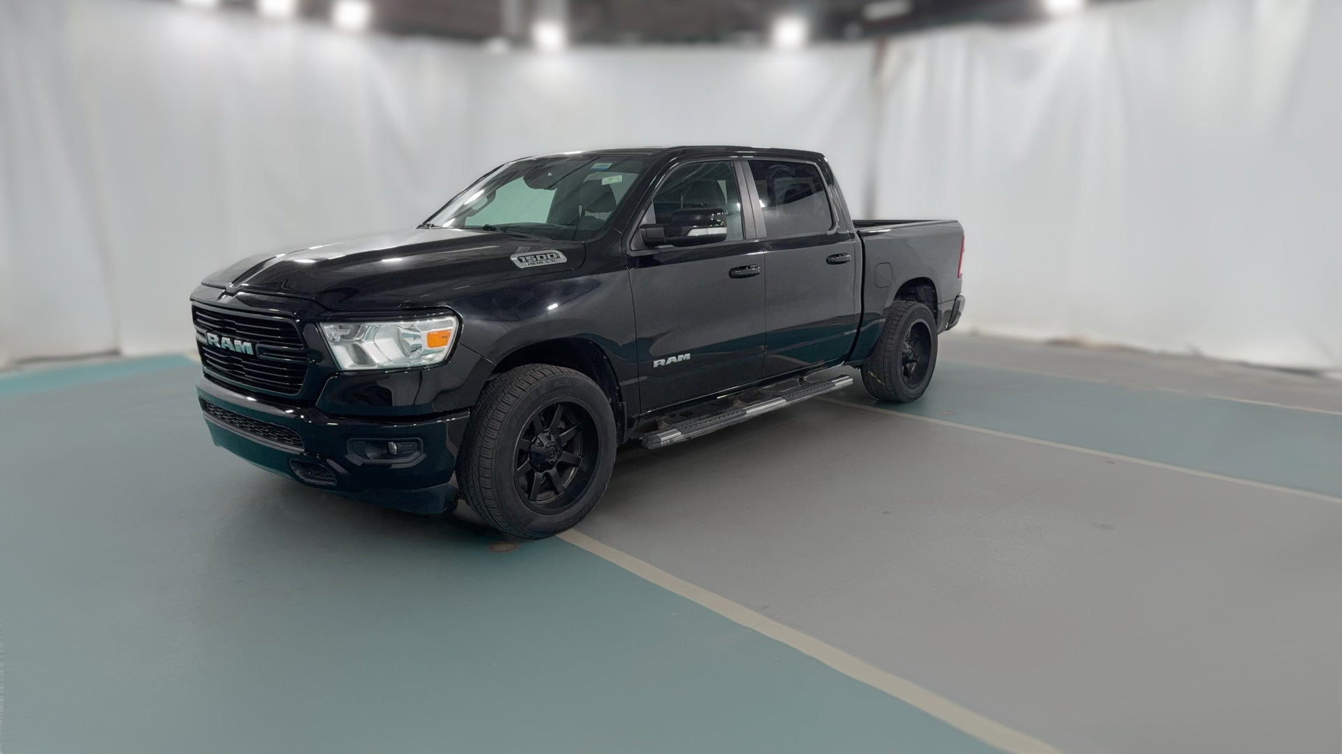 2019 Ram 1500 Crew Cab vehicle photo