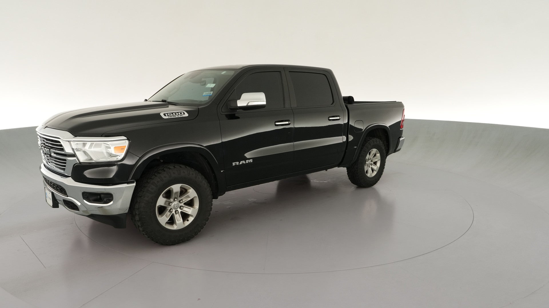 2022 Ram 1500 Crew Cab vehicle photo