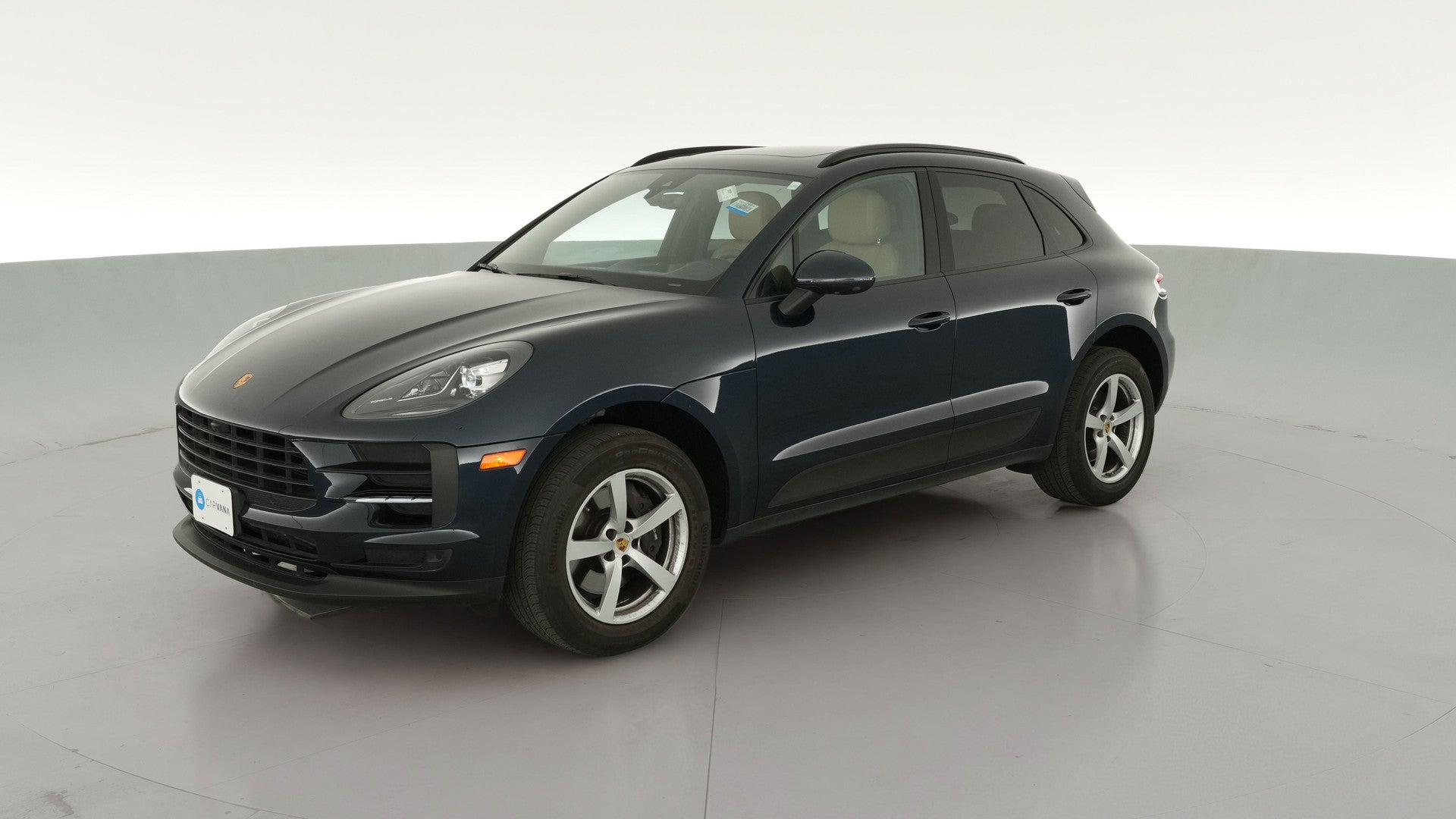 2021 Porsche Macan vehicle photo