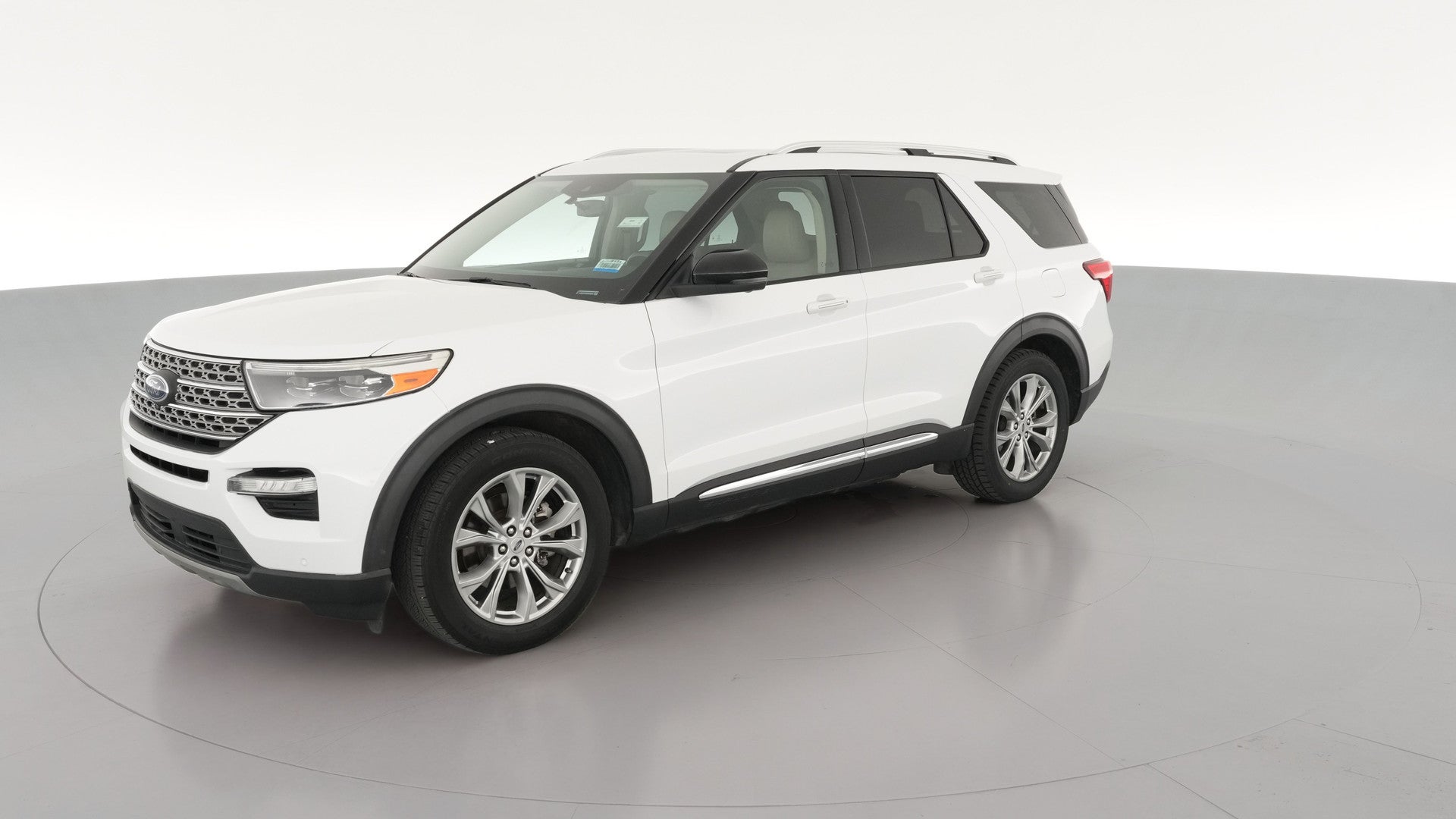 2021 Ford Explorer vehicle photo