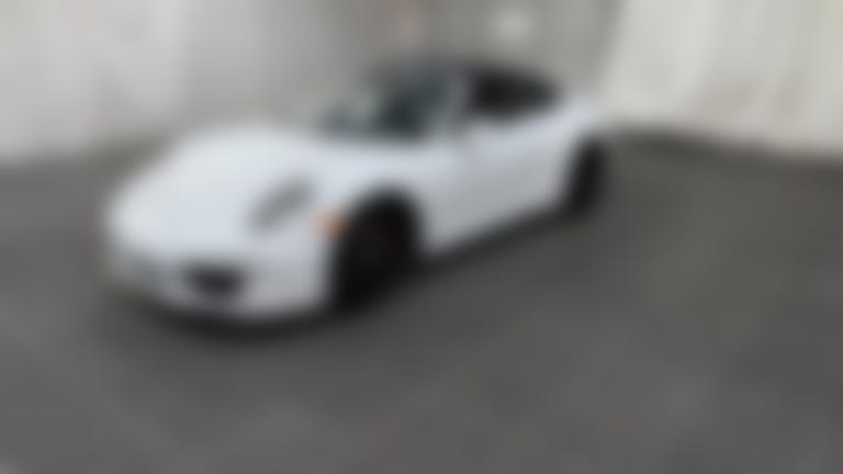2015 Porsche 911 vehicle photo