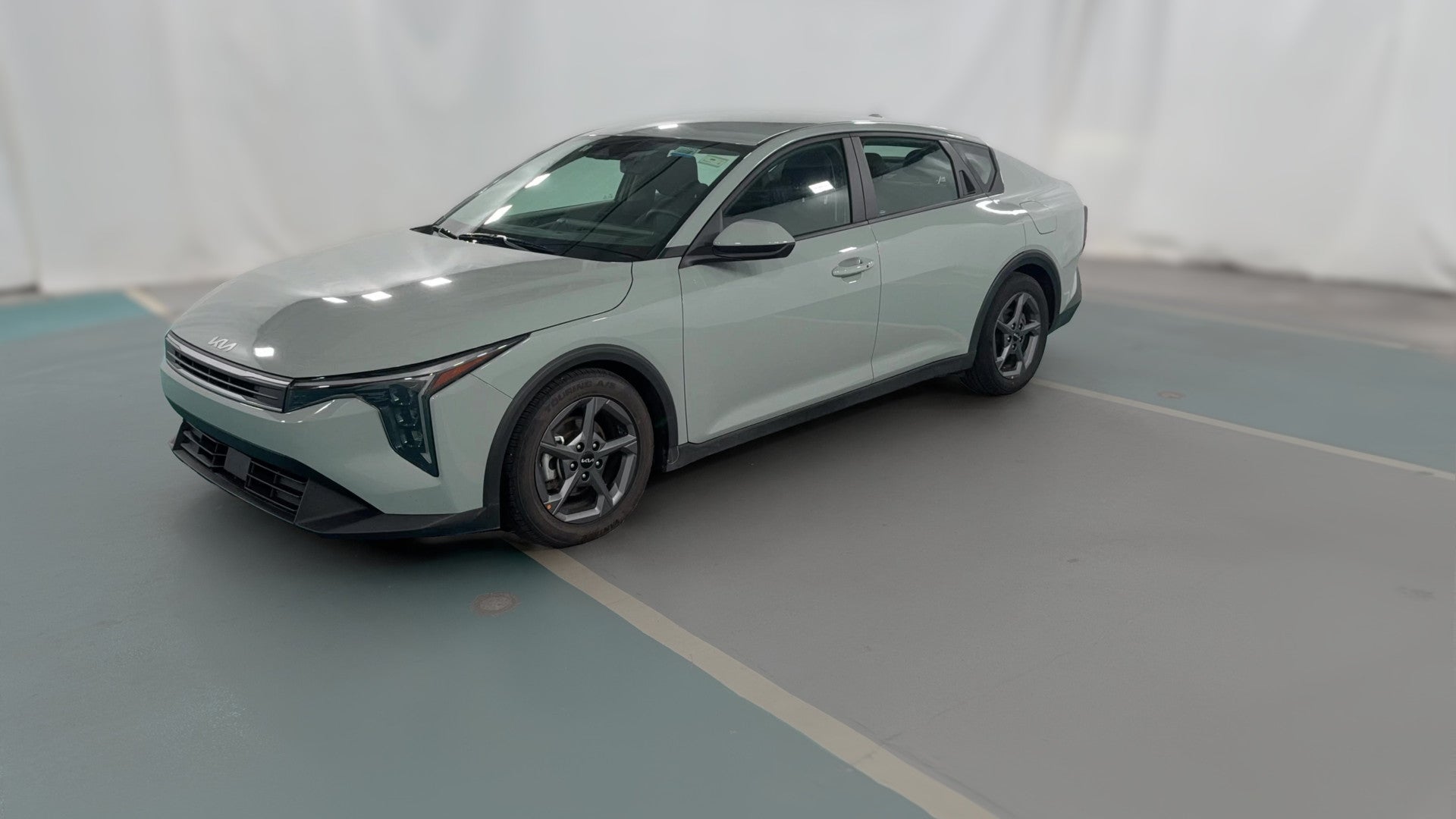 2025 Kia K4 vehicle photo