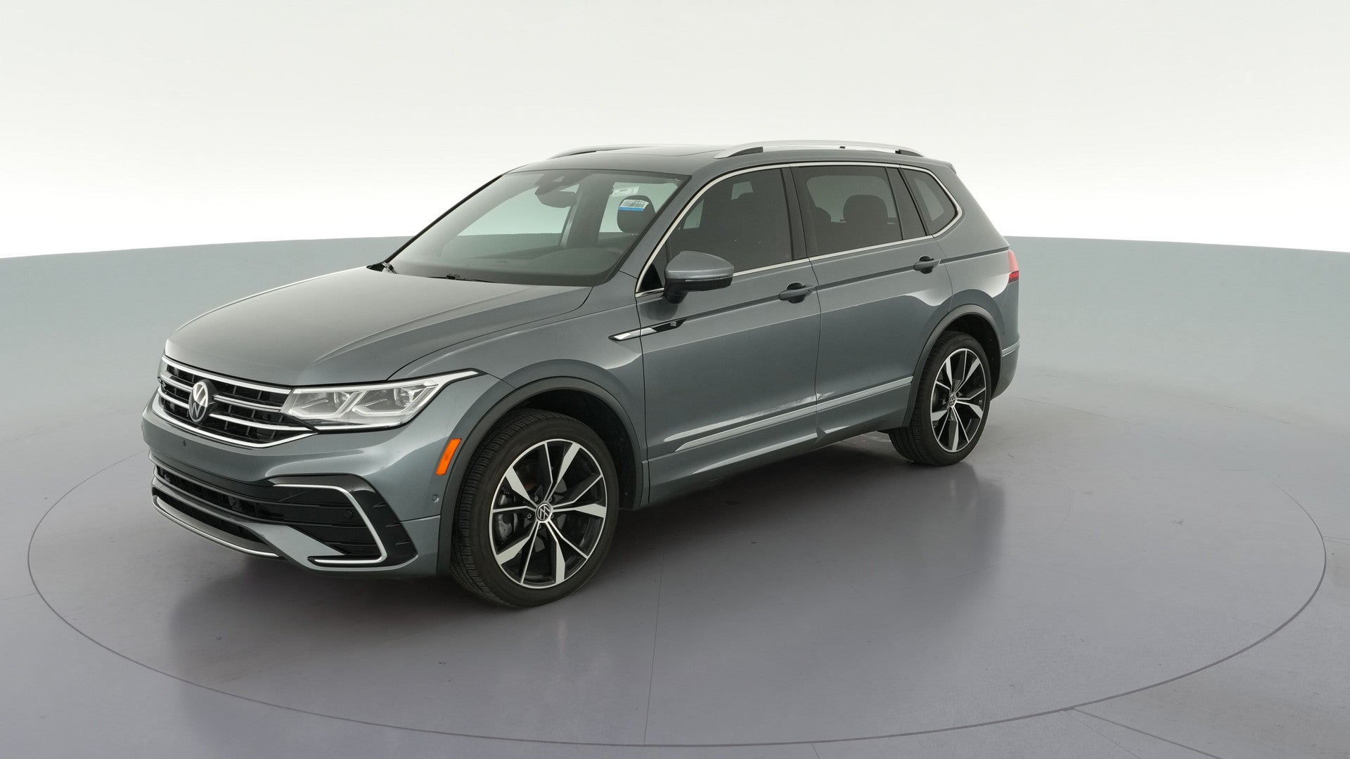 2022 Volkswagen Tiguan vehicle photo