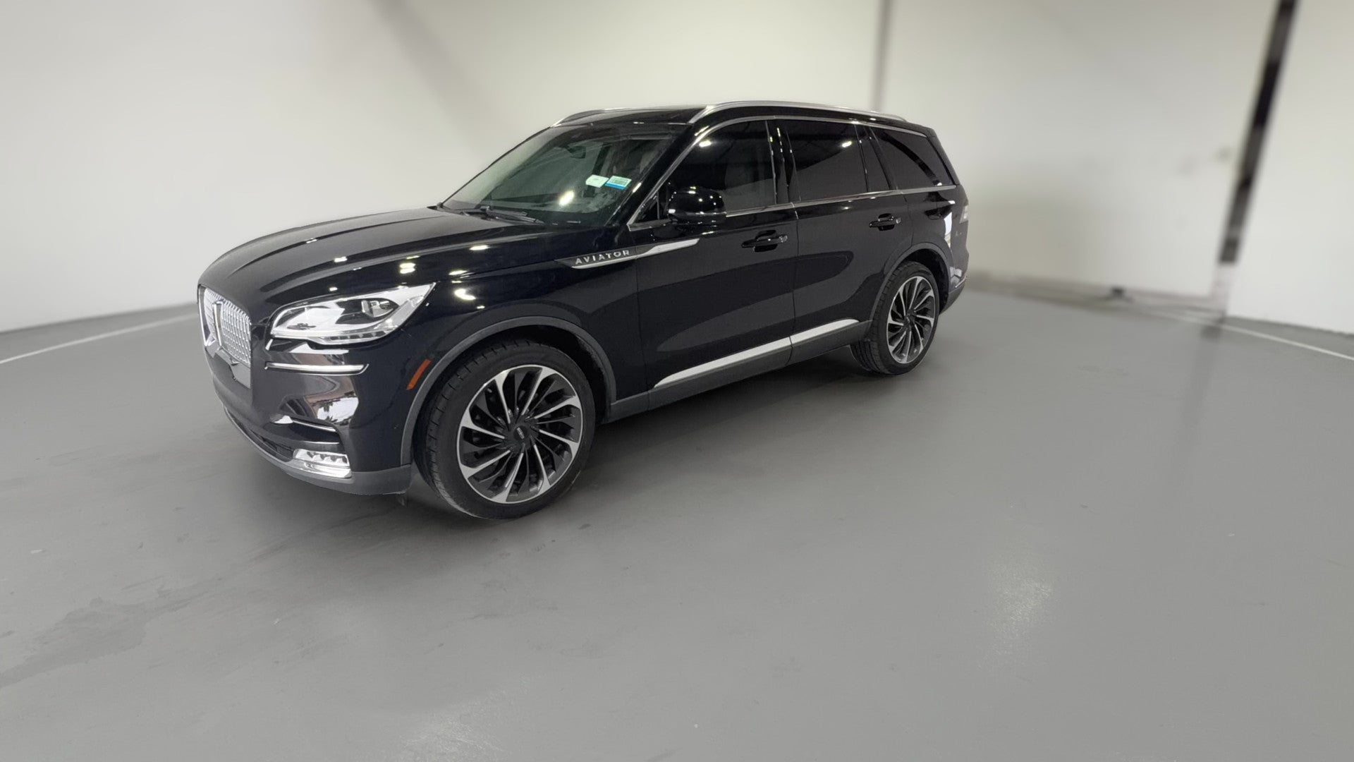 2020 Lincoln Aviator vehicle photo
