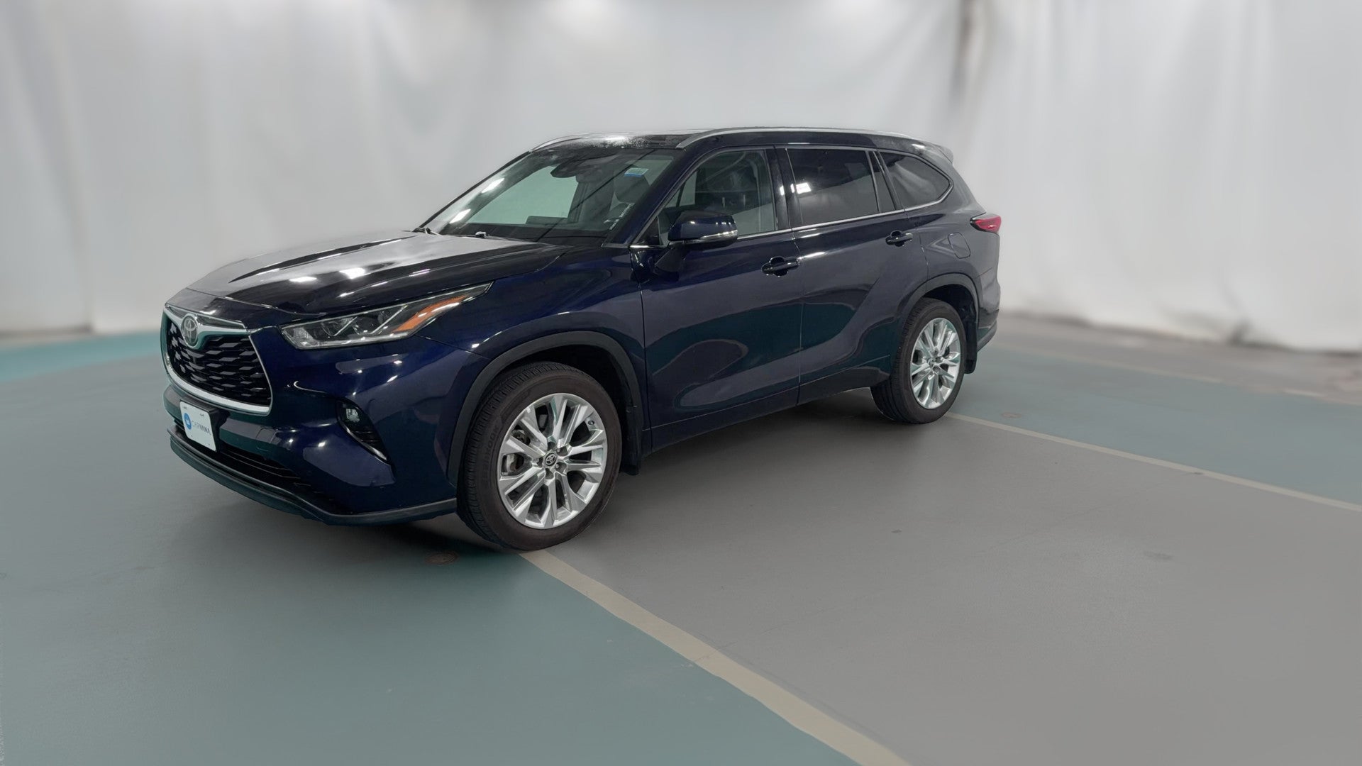 2021 Toyota Highlander vehicle photo