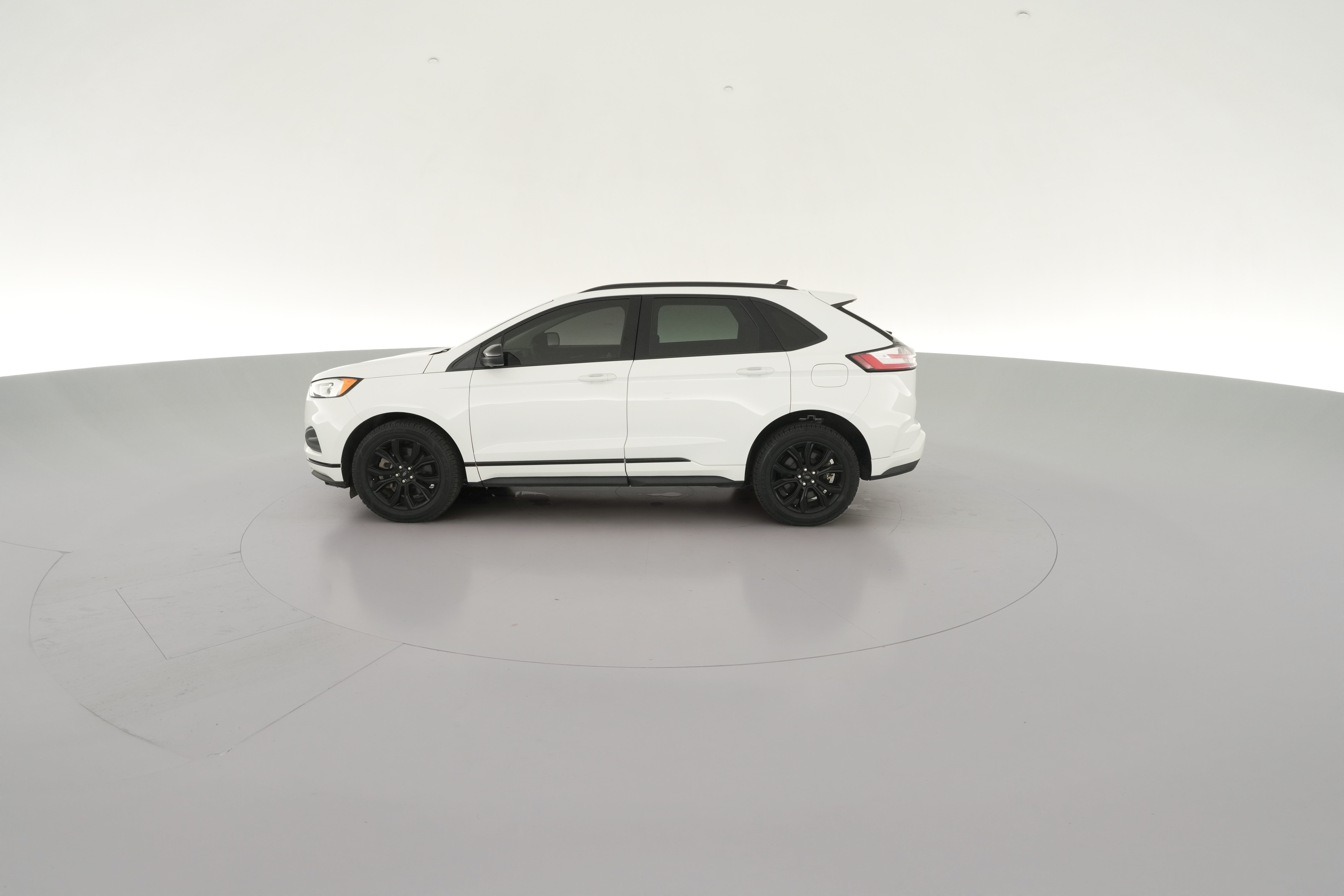2022 Ford Edge SE - Photo 23