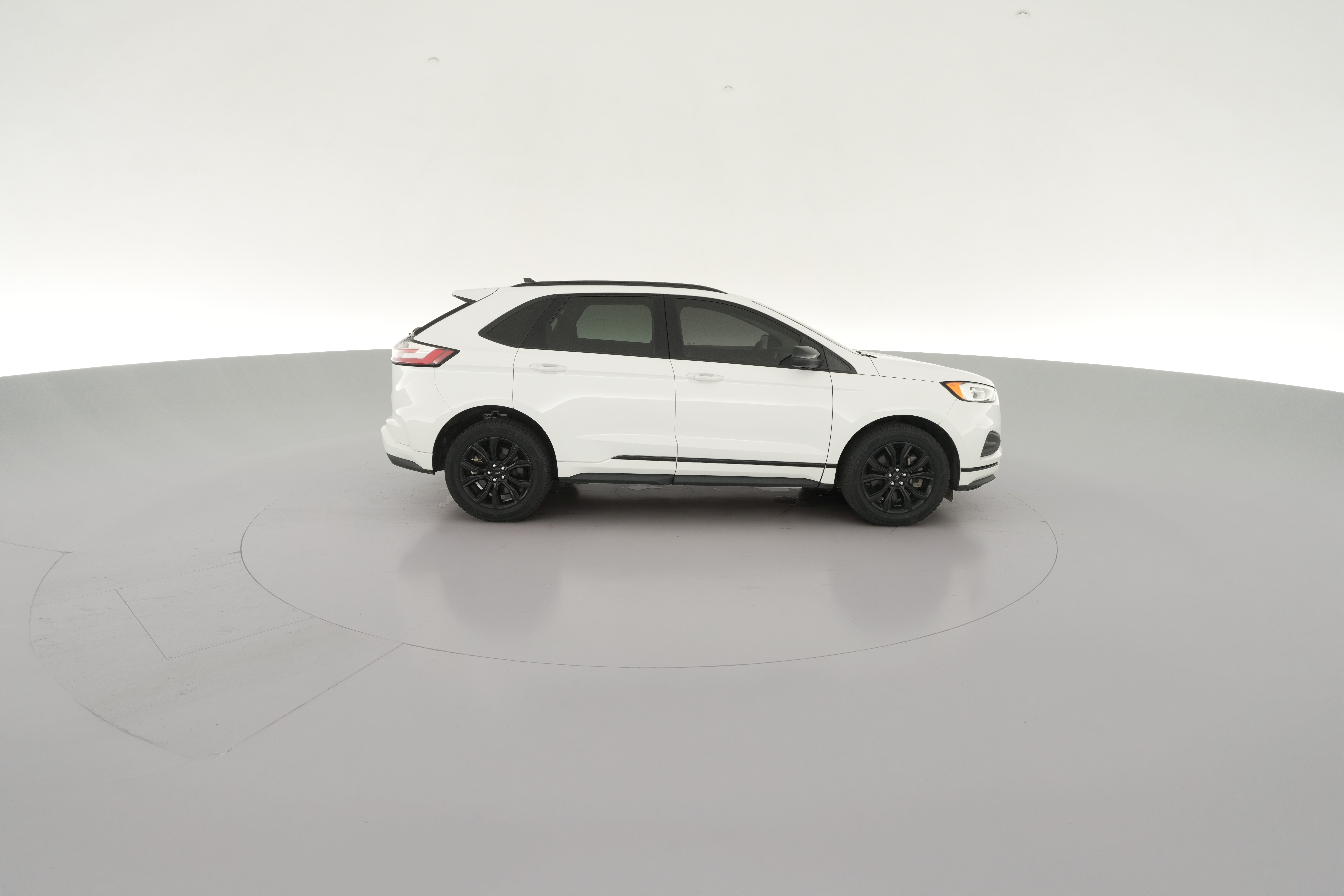 2022 Ford Edge SE - Photo 31
