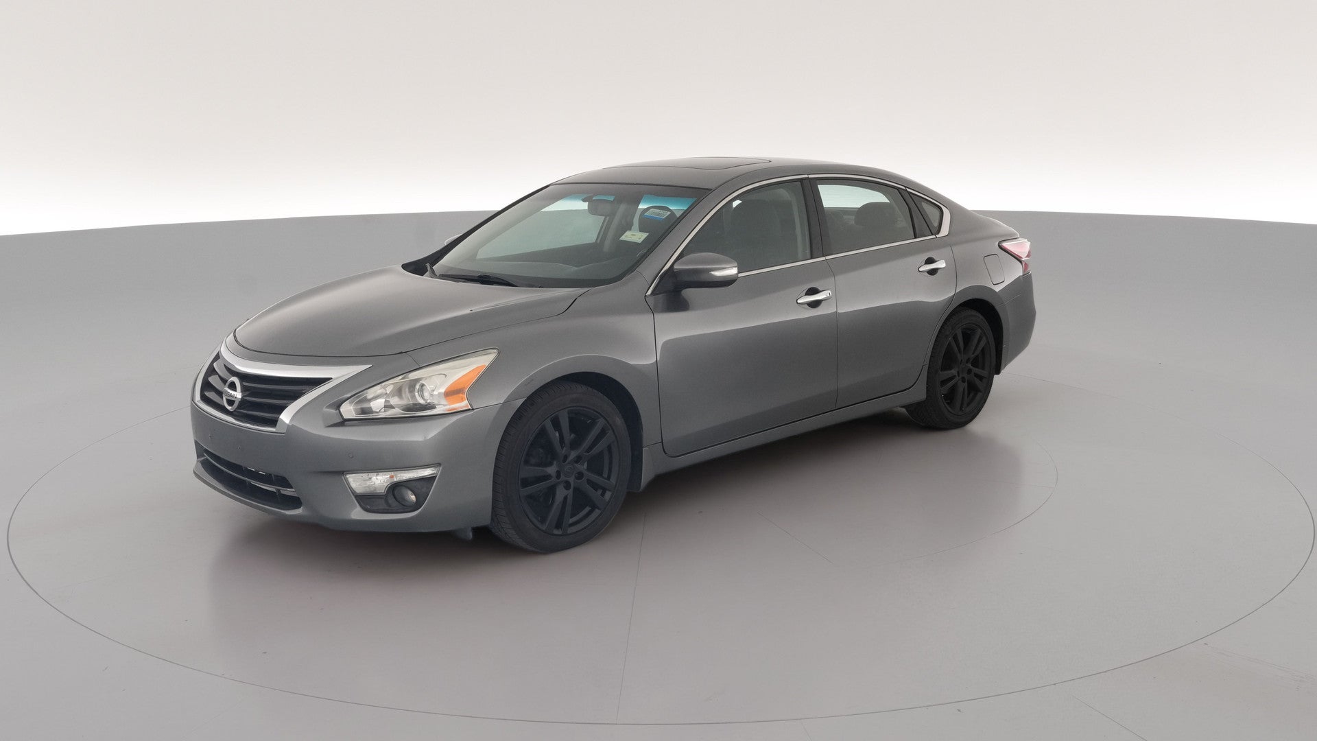 2015 Nissan Altima vehicle photo