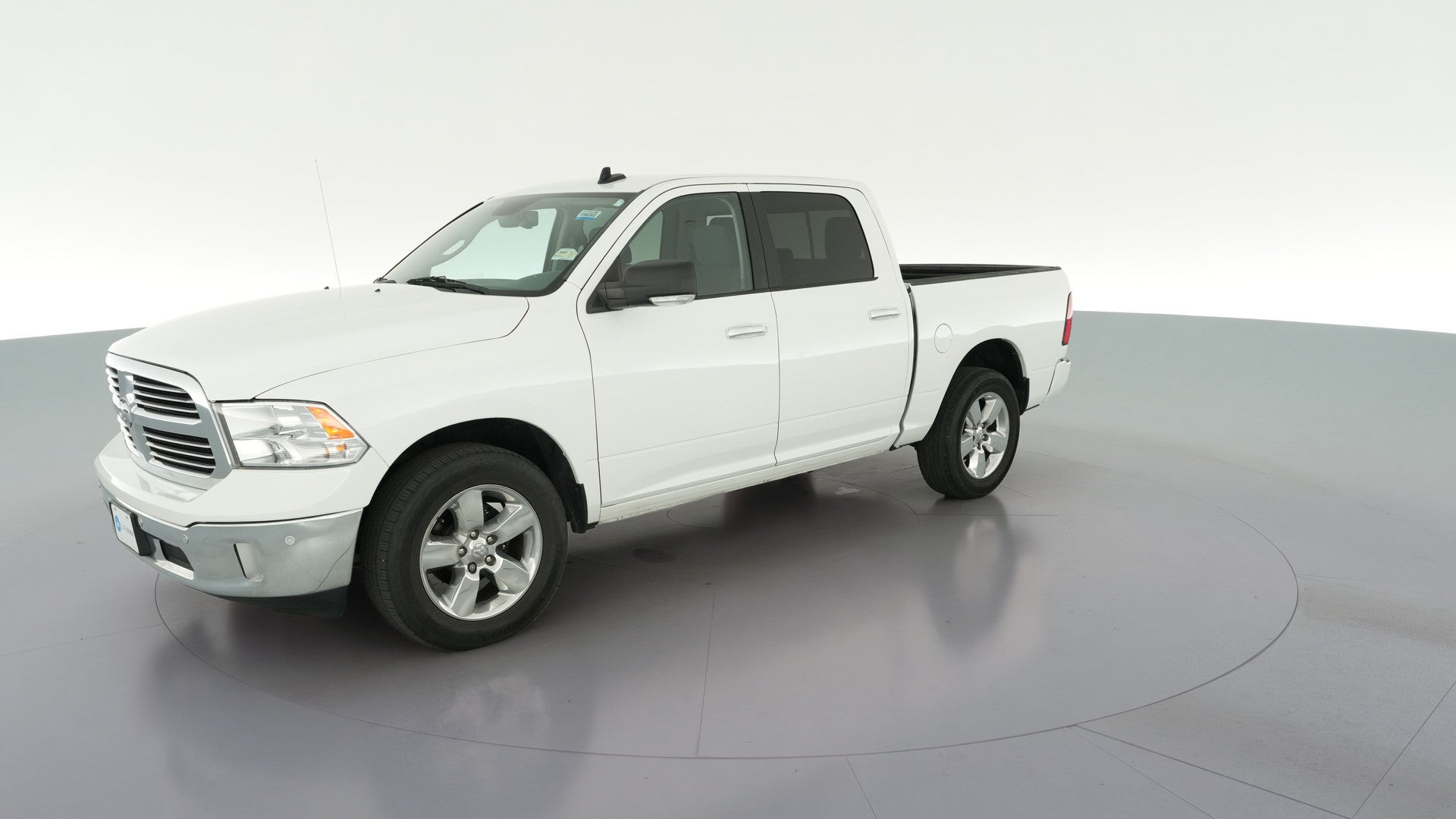 2017 Ram 1500 Crew Cab vehicle photo
